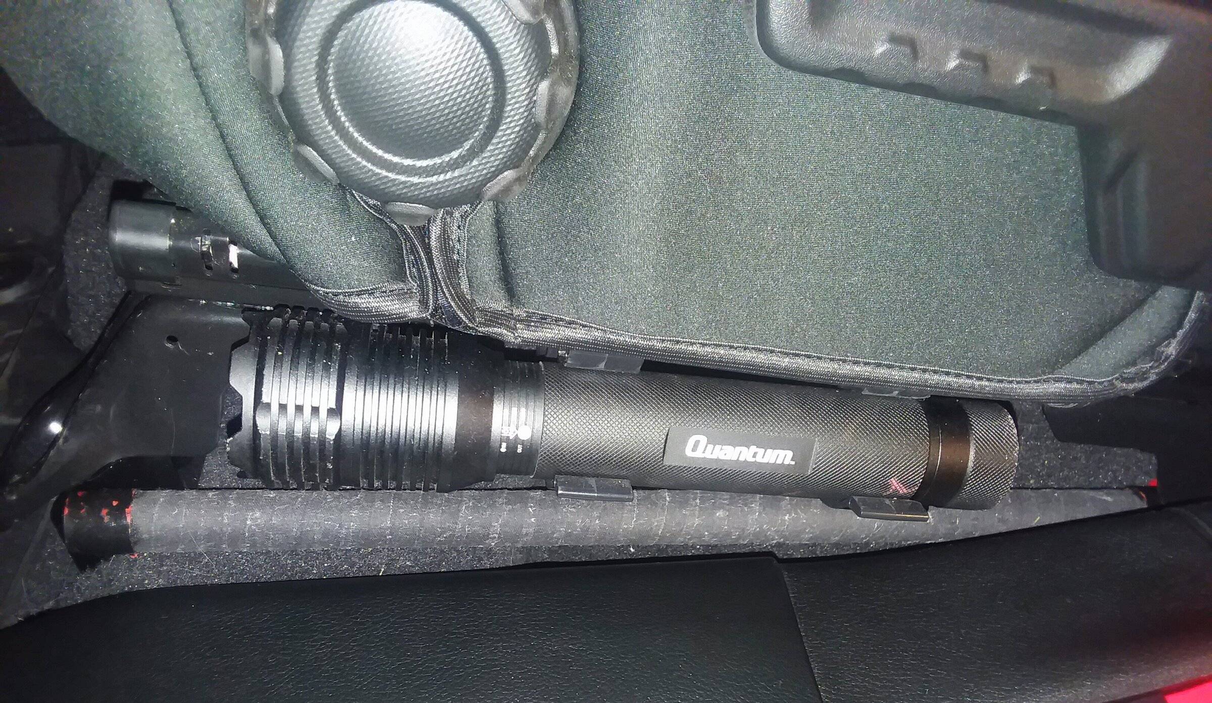 Jeep Wrangler JL Flashlight mounts? 20220104_133432