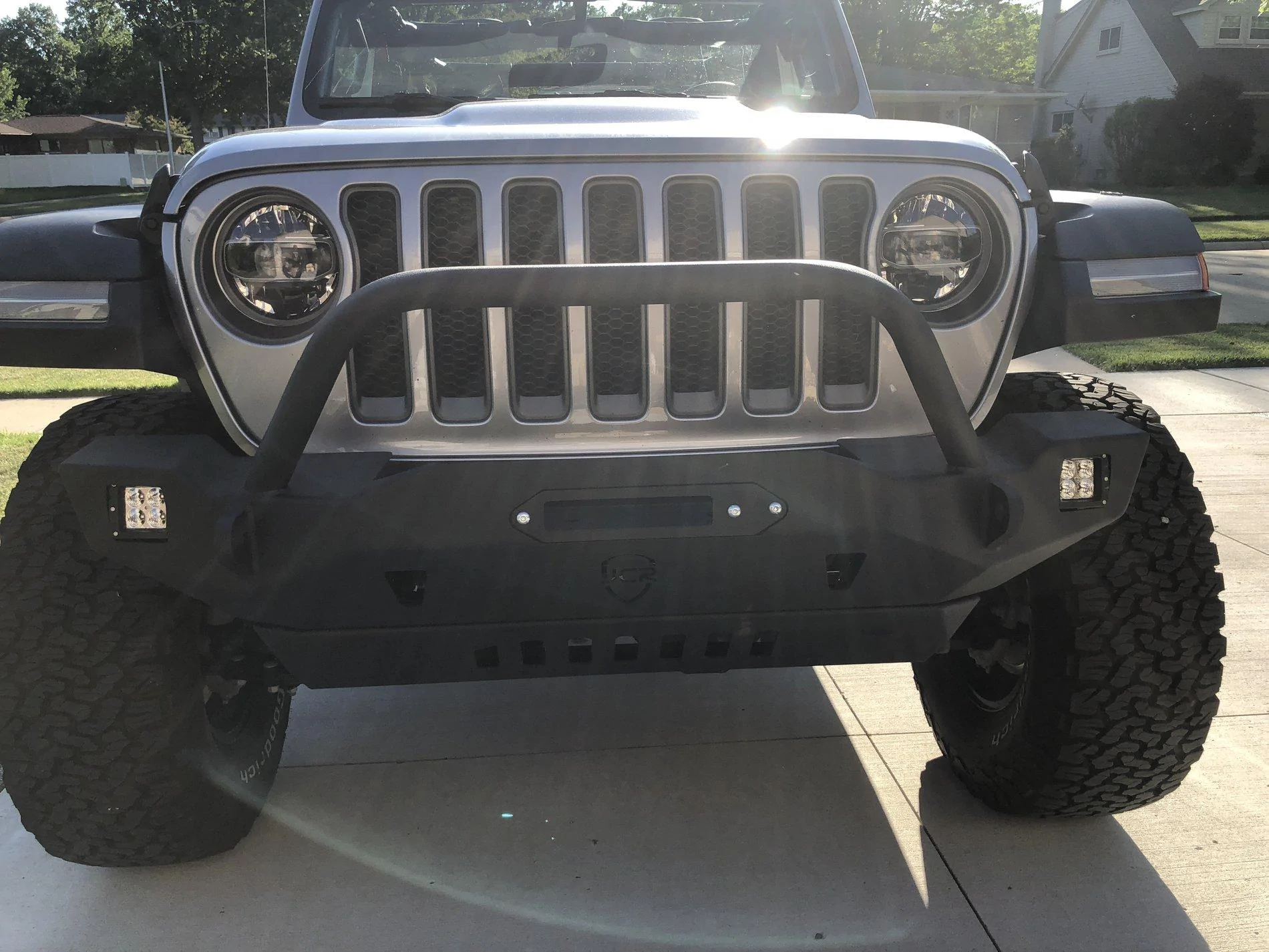 Jeep Wrangler JL New JCR Mid with Front bumper installed IMG_2621