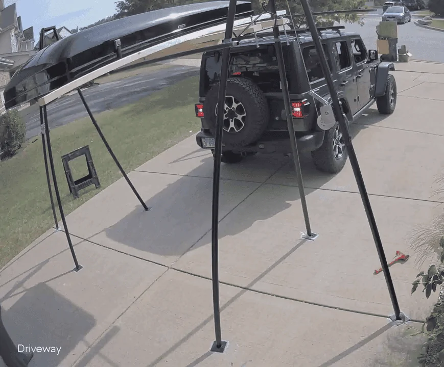 Jeep Wrangler JL Installing Rooftop Tents 2vlcsnap-2022-01-06-08h22m30s874