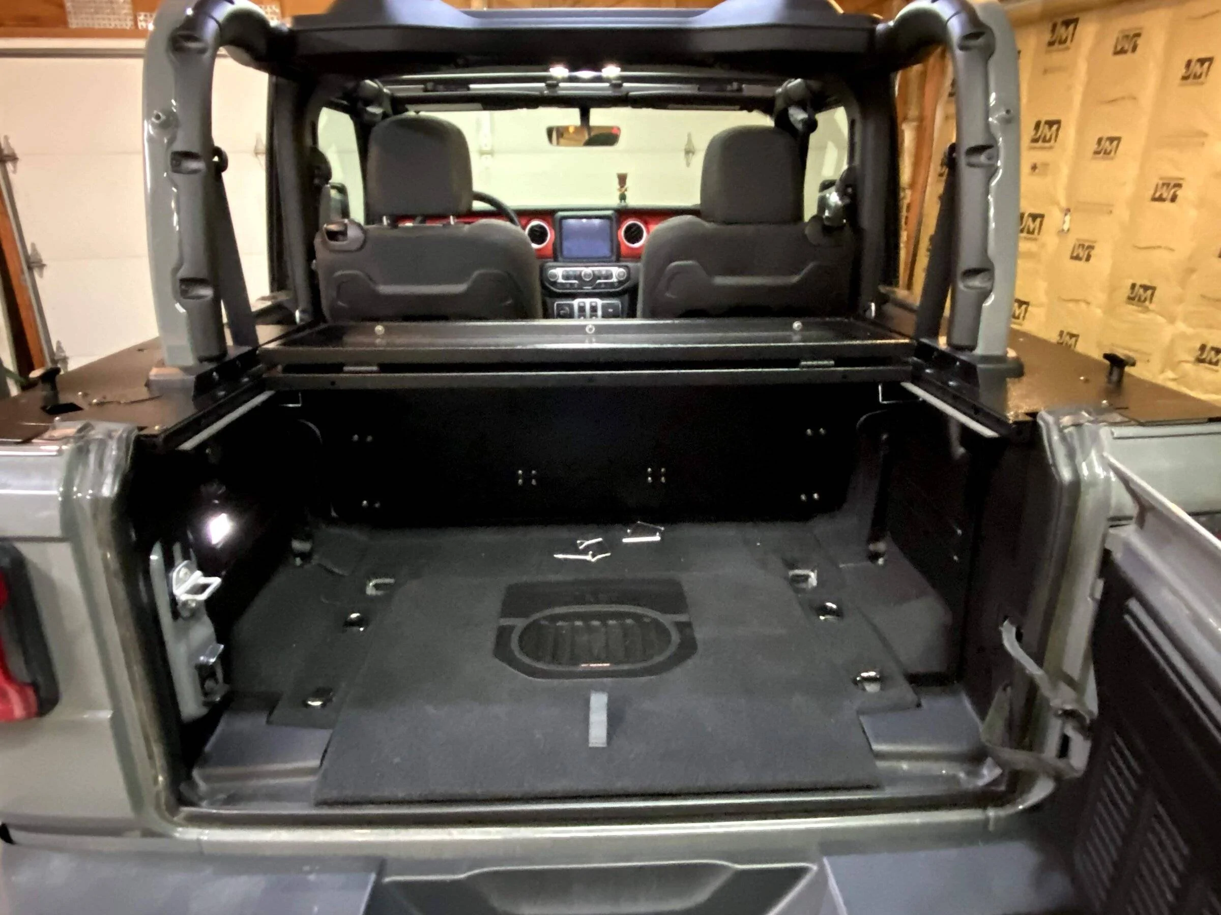 Jeep Wrangler JL No rear seat IMG_0303