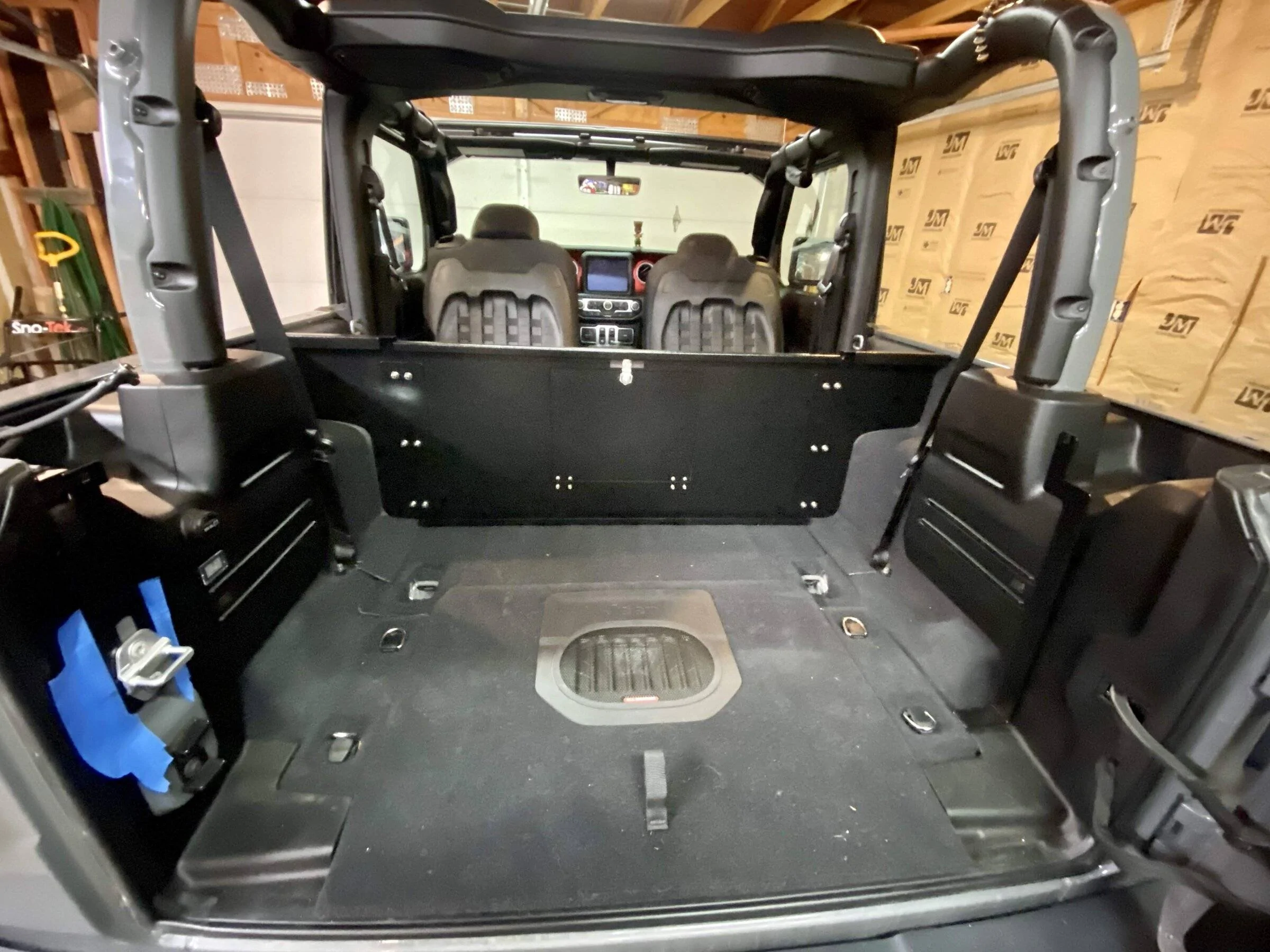Jeep Wrangler JL No rear seat IMG_0294