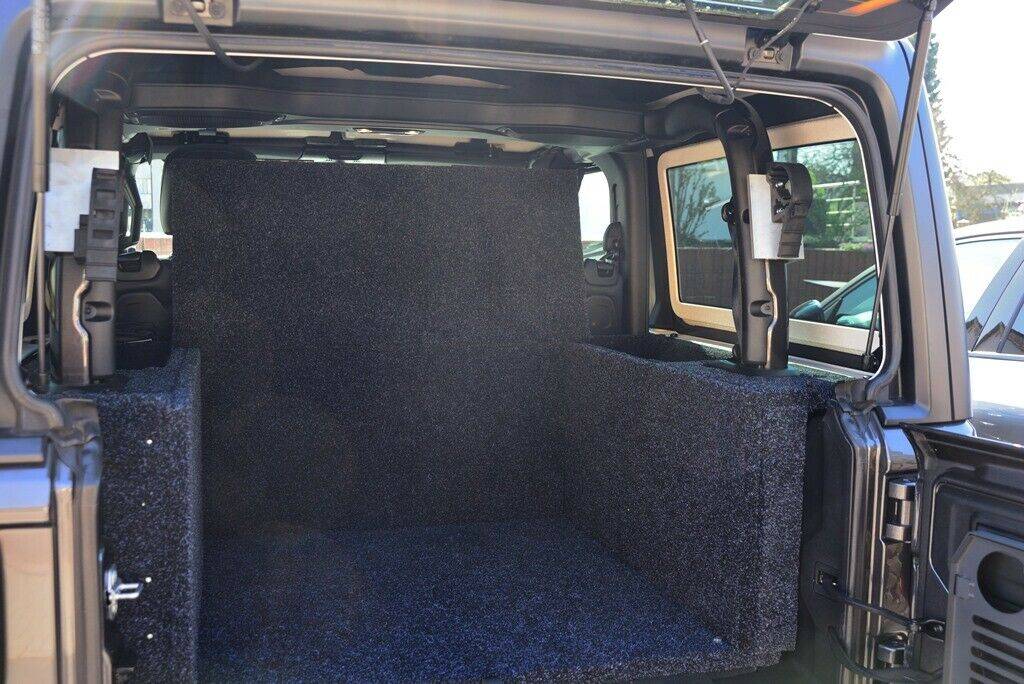 Jeep Wrangler JL No rear seat 06