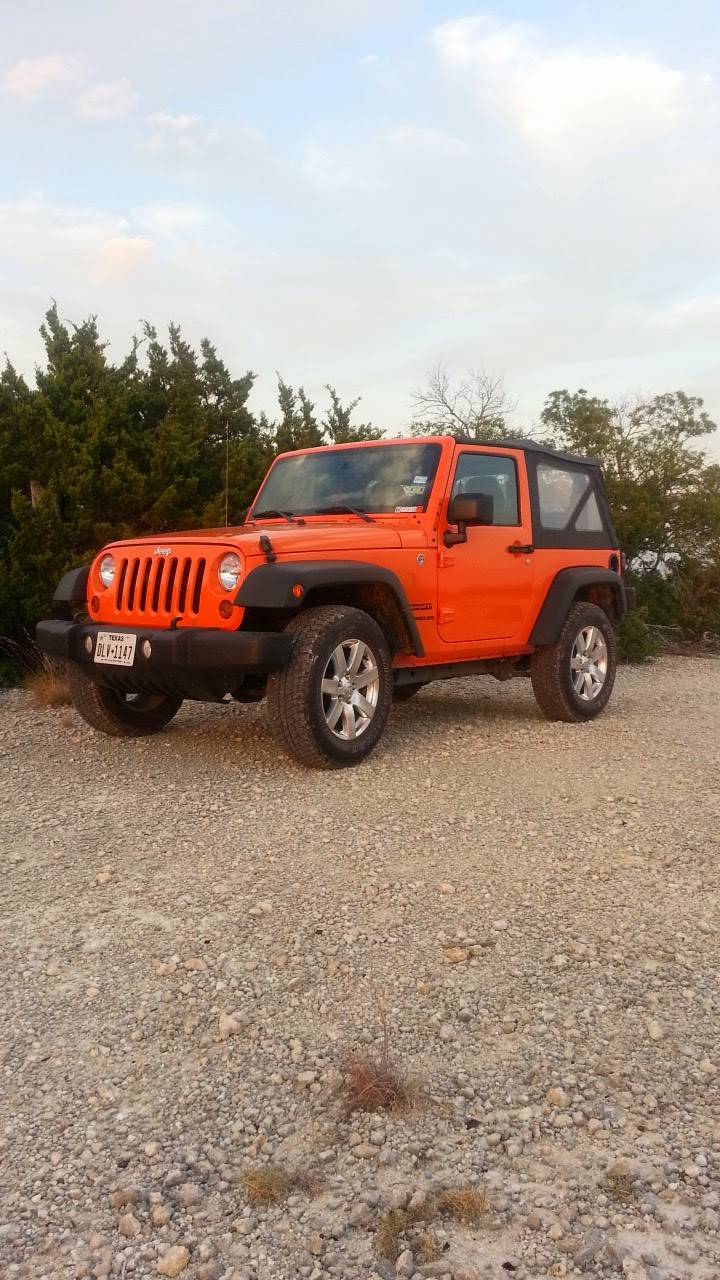 Jeep Wrangler JL 10-year Jeep Challenge 20141020_184159