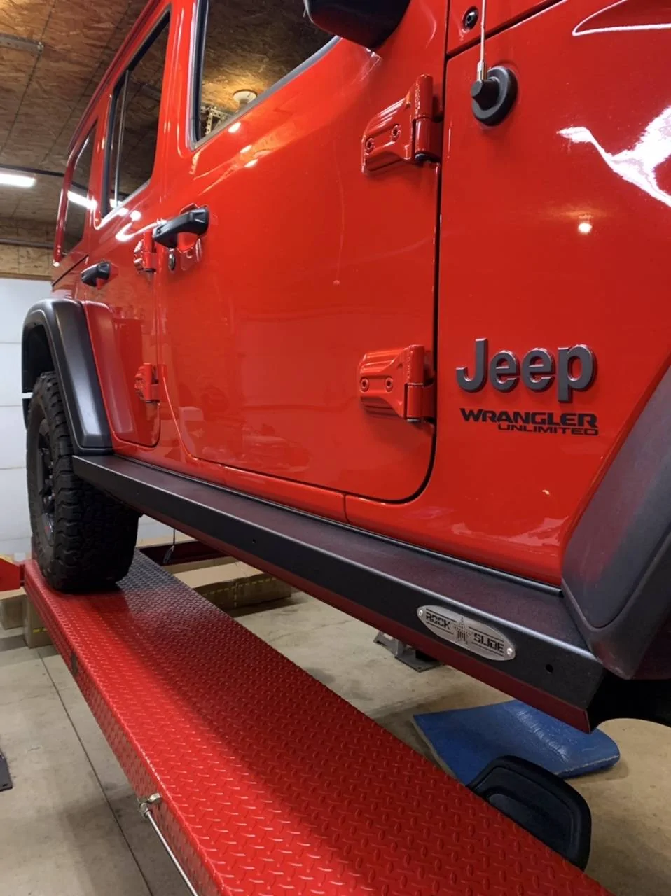 Jeep Wrangler JL Rock Slide Engineering Gen 3 Step Install 00A3CC28-EB1A-4053-B5E3-7F5AF34FCB0A
