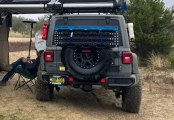 Jeep Wrangler JL Teraflex adjustable spare tire bracket? 20220115_221634
