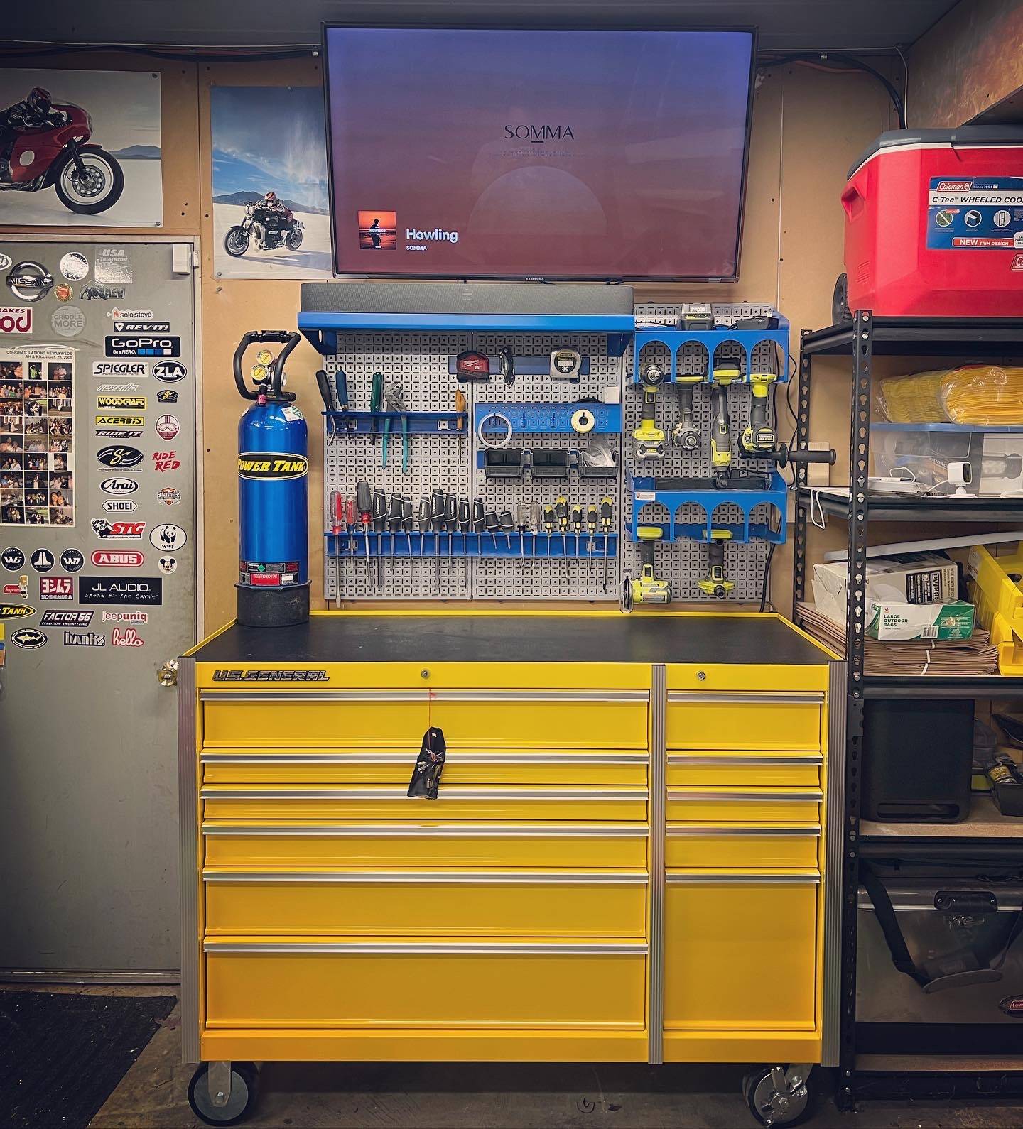 Jeep Wrangler JL Mobile Workbench/Tool Storage 1A837423-6BC5-47E8-B3E6-C7707F51663C