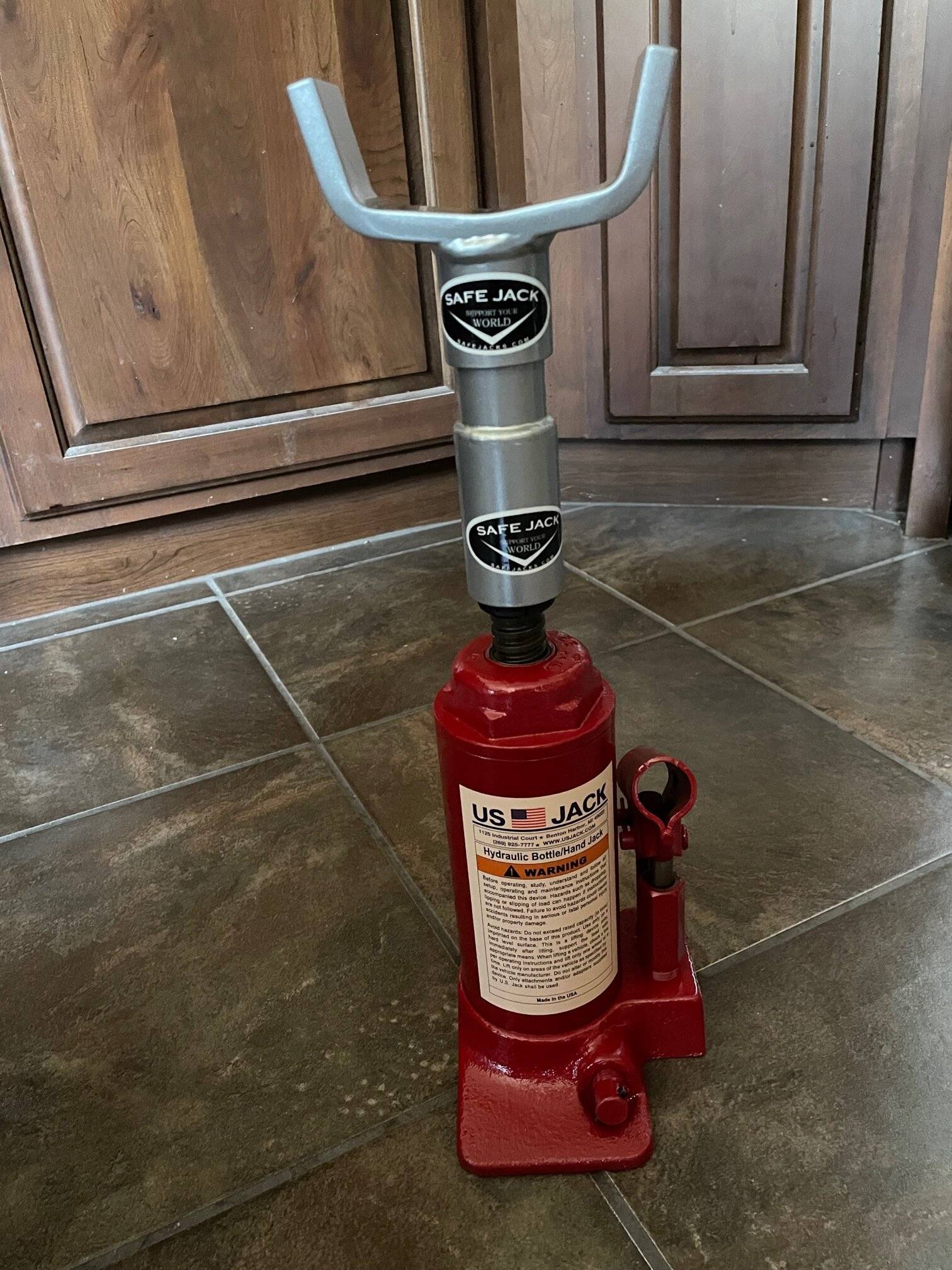 Jeep Wrangler JL ARB Hydrolic Jack VS US Made Bottle Jack IMG_4745