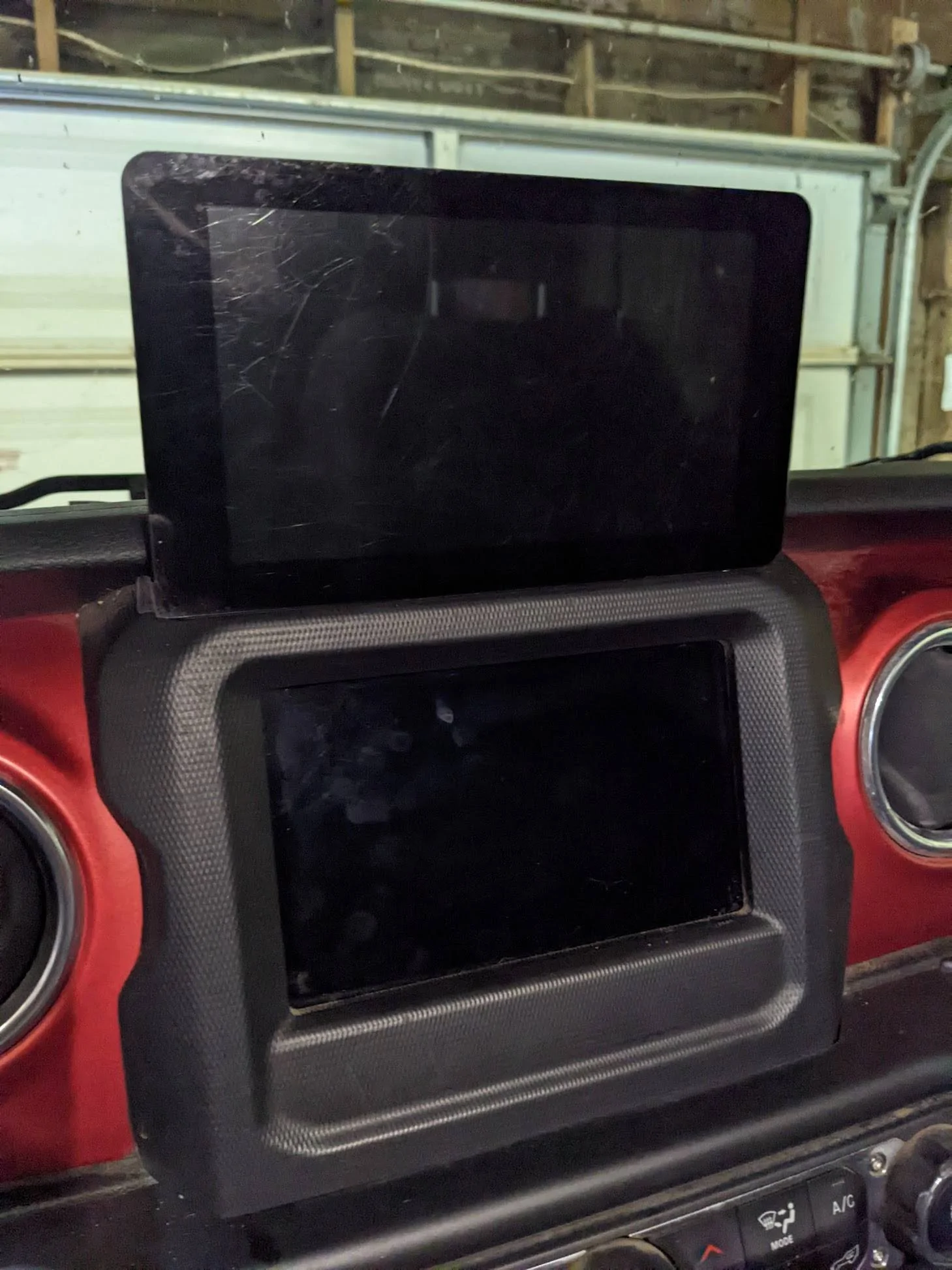 Jeep Wrangler JL JEEP HACKING CAN-C / CAN-IHS / UDS ! (Reverse Engineering) PXL_20220120_163124256.MP