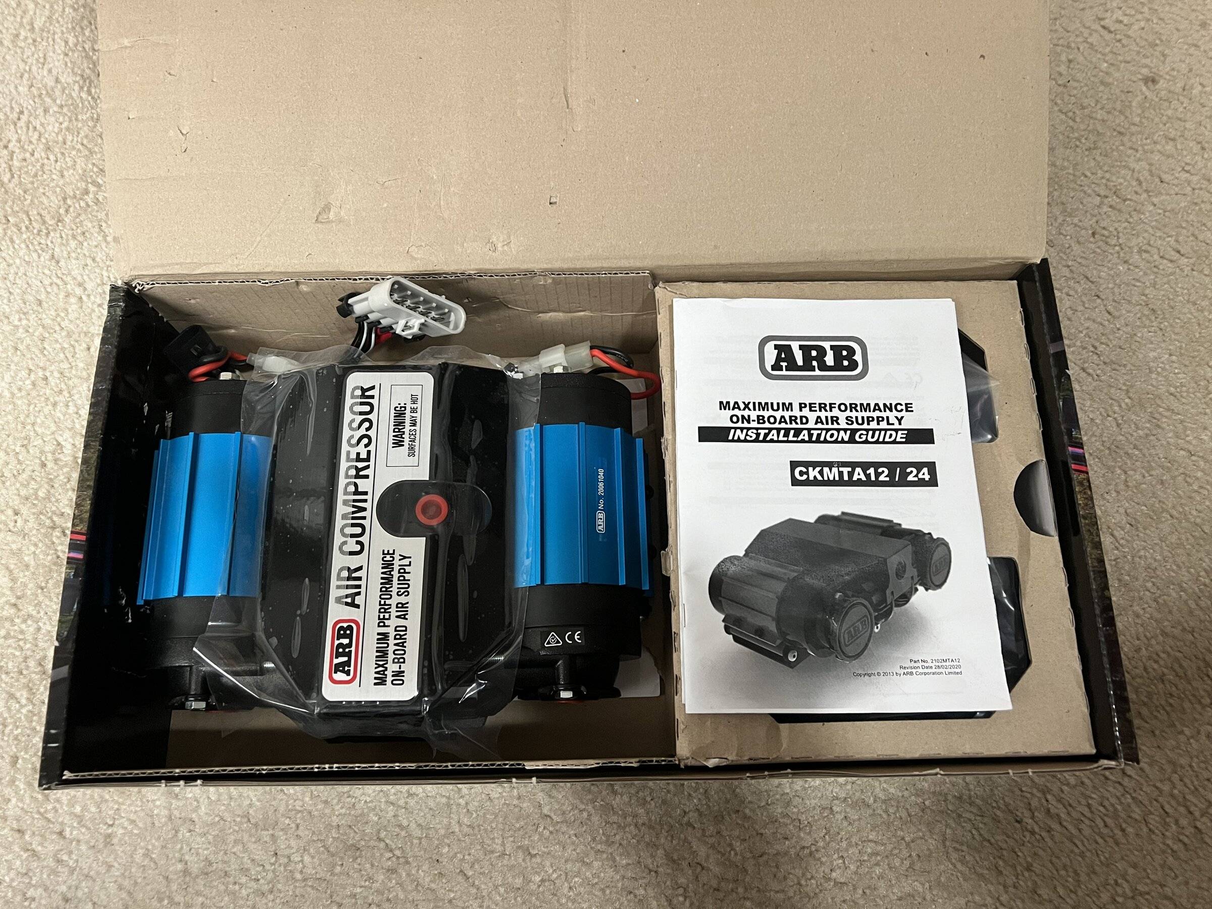 Jeep Wrangler JL ARB Twin compressor CKMTA12 BNIB Photo Jan 21, 08 58 46