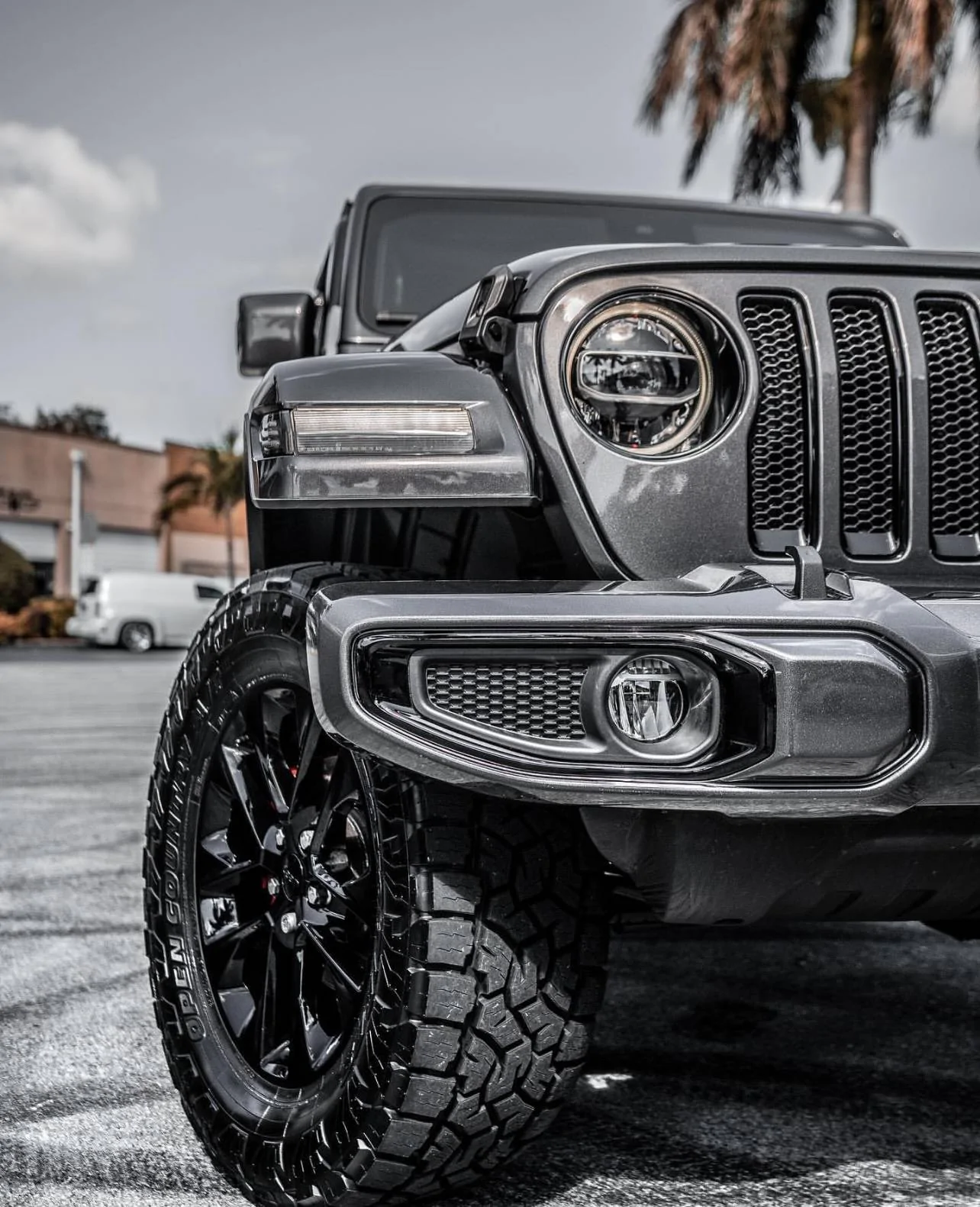Jeep Wrangler JL Stealth Xpel on Firecracker Red? 3C175320-889E-4DB0-B262-75206E1FB798