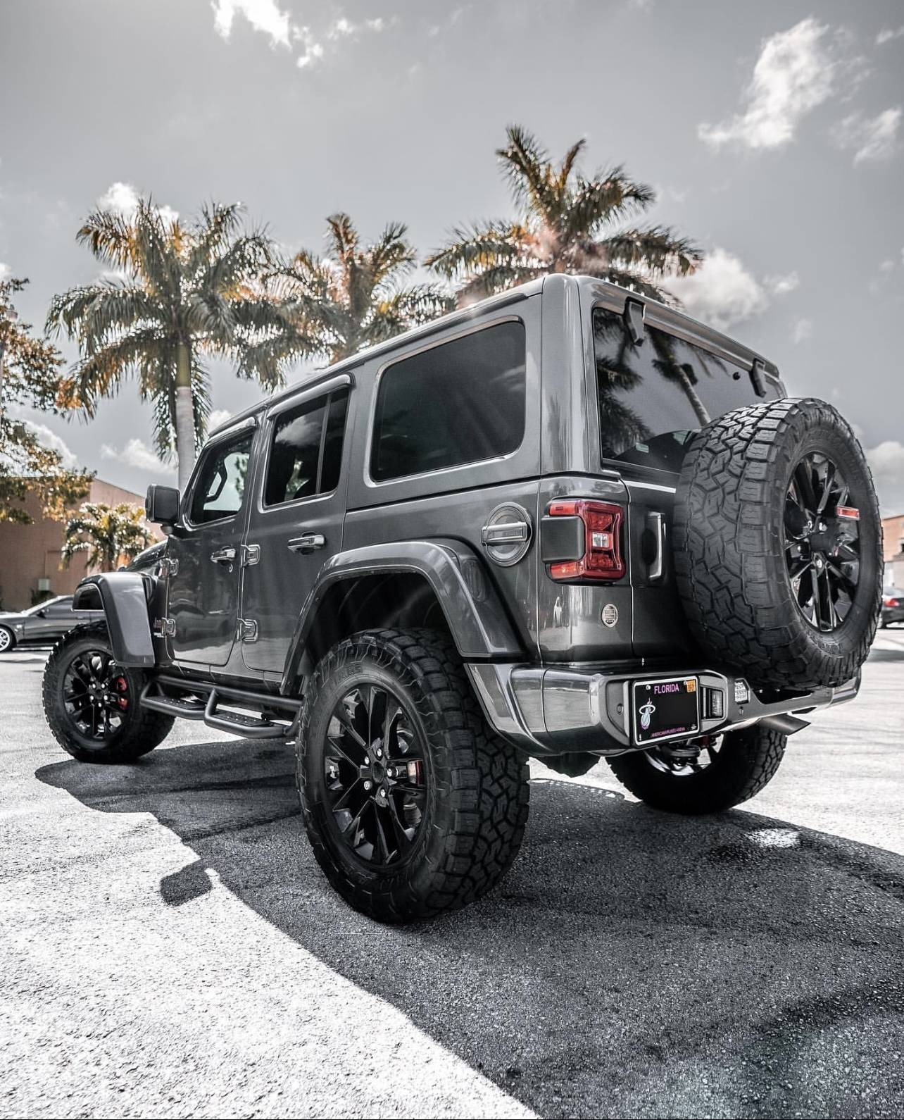 Jeep Wrangler JL Stealth Xpel on Firecracker Red? D12023E6-AAE1-4F43-A7F5-443A3E65DCE3