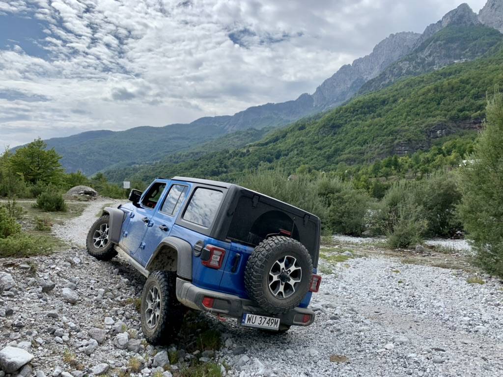 Jeep Wrangler JL Off roading in Europe 1642850256945