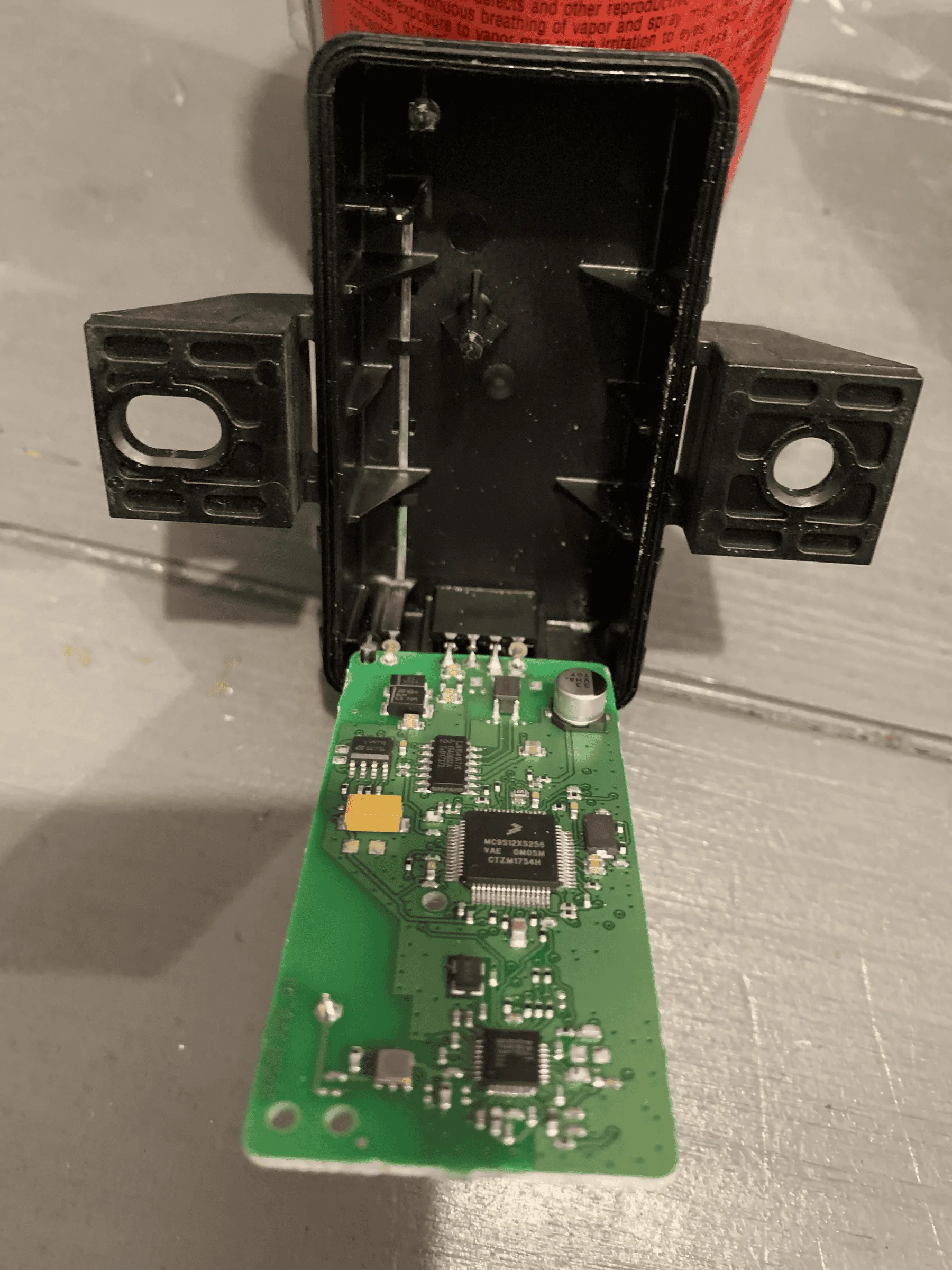 Jeep Wrangler JL Broken TPMS RECEIVER sensor? Where's it located? 1642866491221