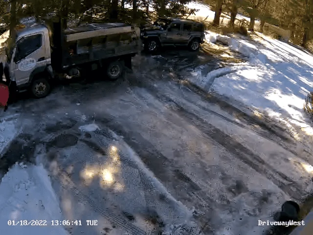 Jeep Wrangler JL Need Help Identifying a 2018 Wrangler Part vlcsnap-2022-01-22-18h57m00s491