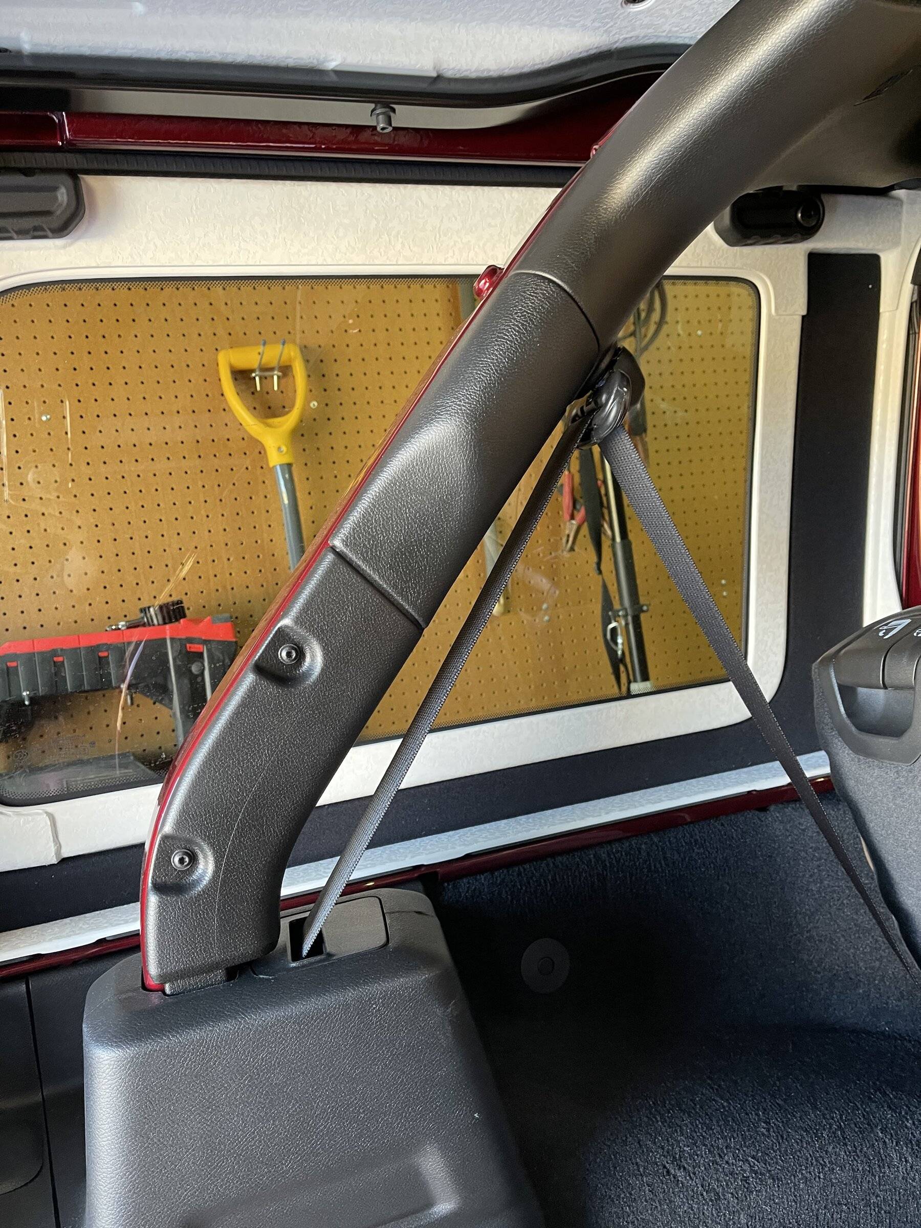 Jeep Wrangler JL Hot heads Headliner for Sky One Touch? EE2A66B6-328A-4AEA-81F2-E1F765B78882