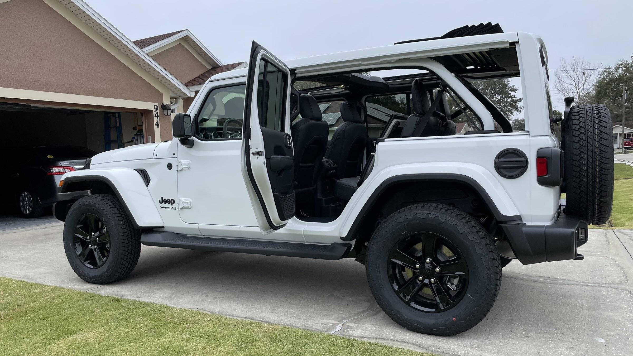 Jeep Wrangler JL 2022 Sahara Delivered 6813DB2B-0D84-4DF3-AB7C-A04B5A8D6278