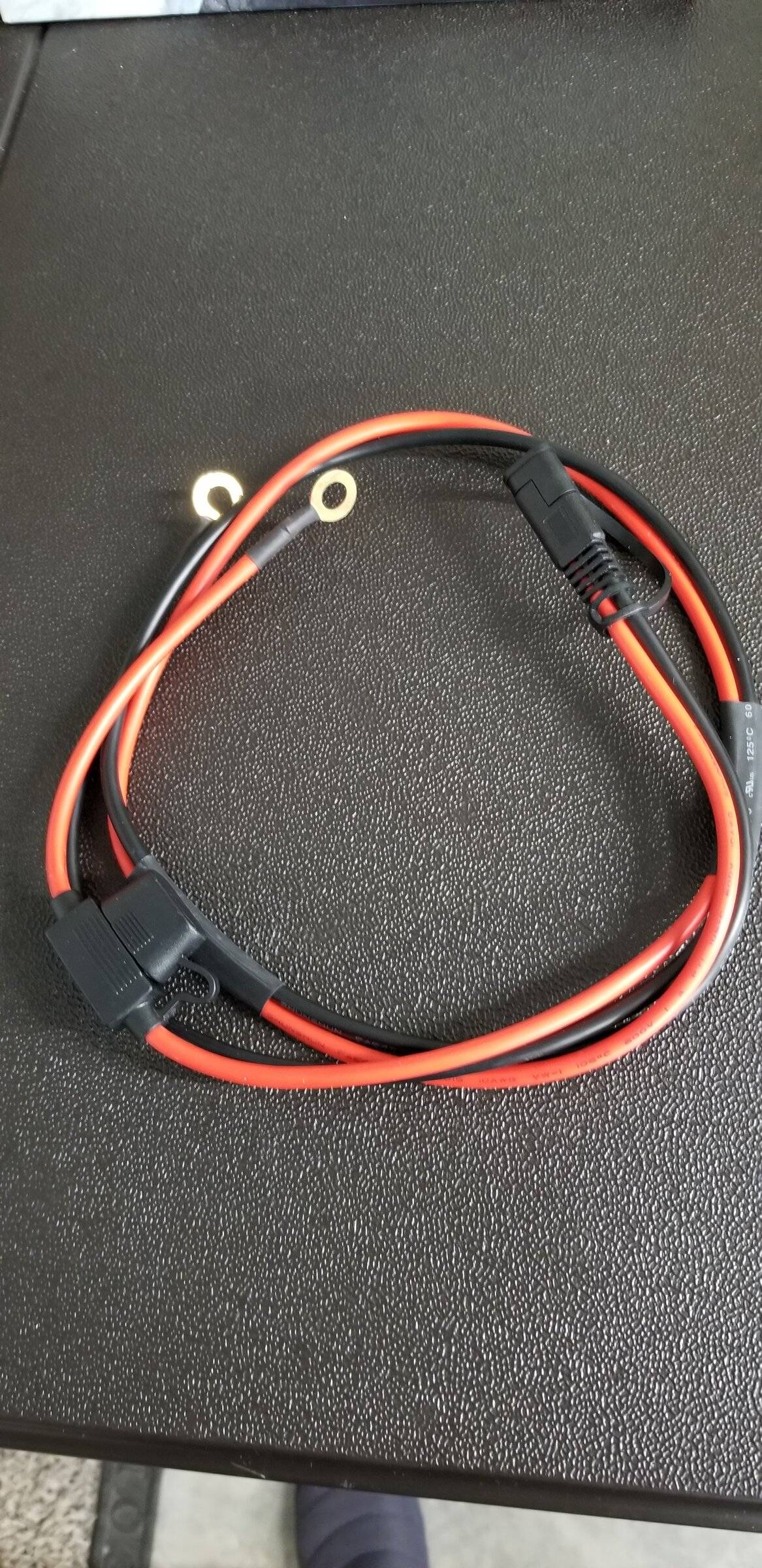 Jeep Wrangler JL Battery maintainer question 20220129_101501