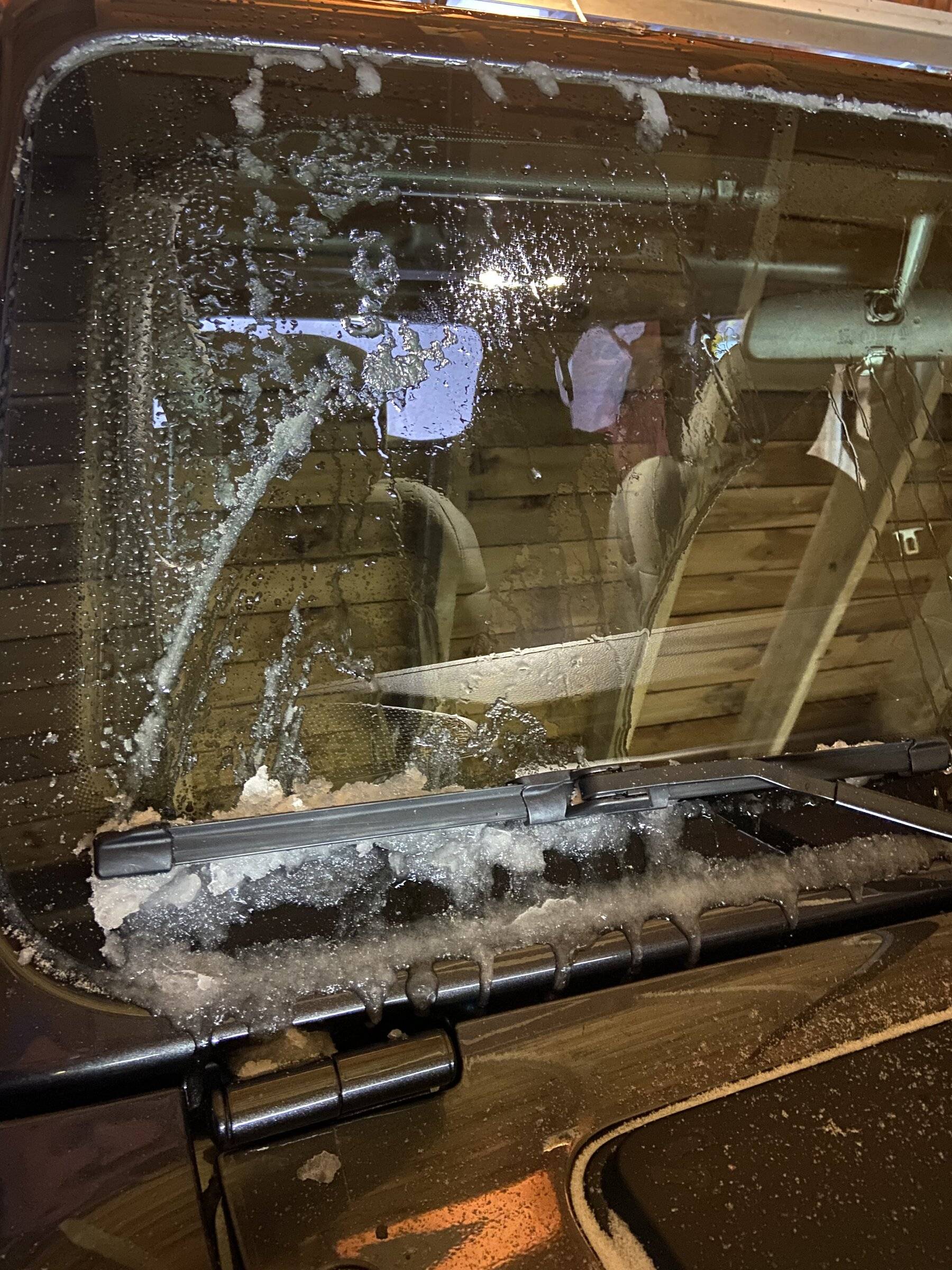 Jeep Wrangler JL Question regarding the Windsheld defrost 4F4B5B6F-8DF2-43A1-9622-9FC25D0E328E