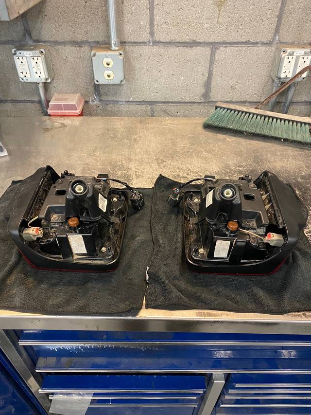 Jeep Wrangler JL LED Tail lights $300 shipped 33