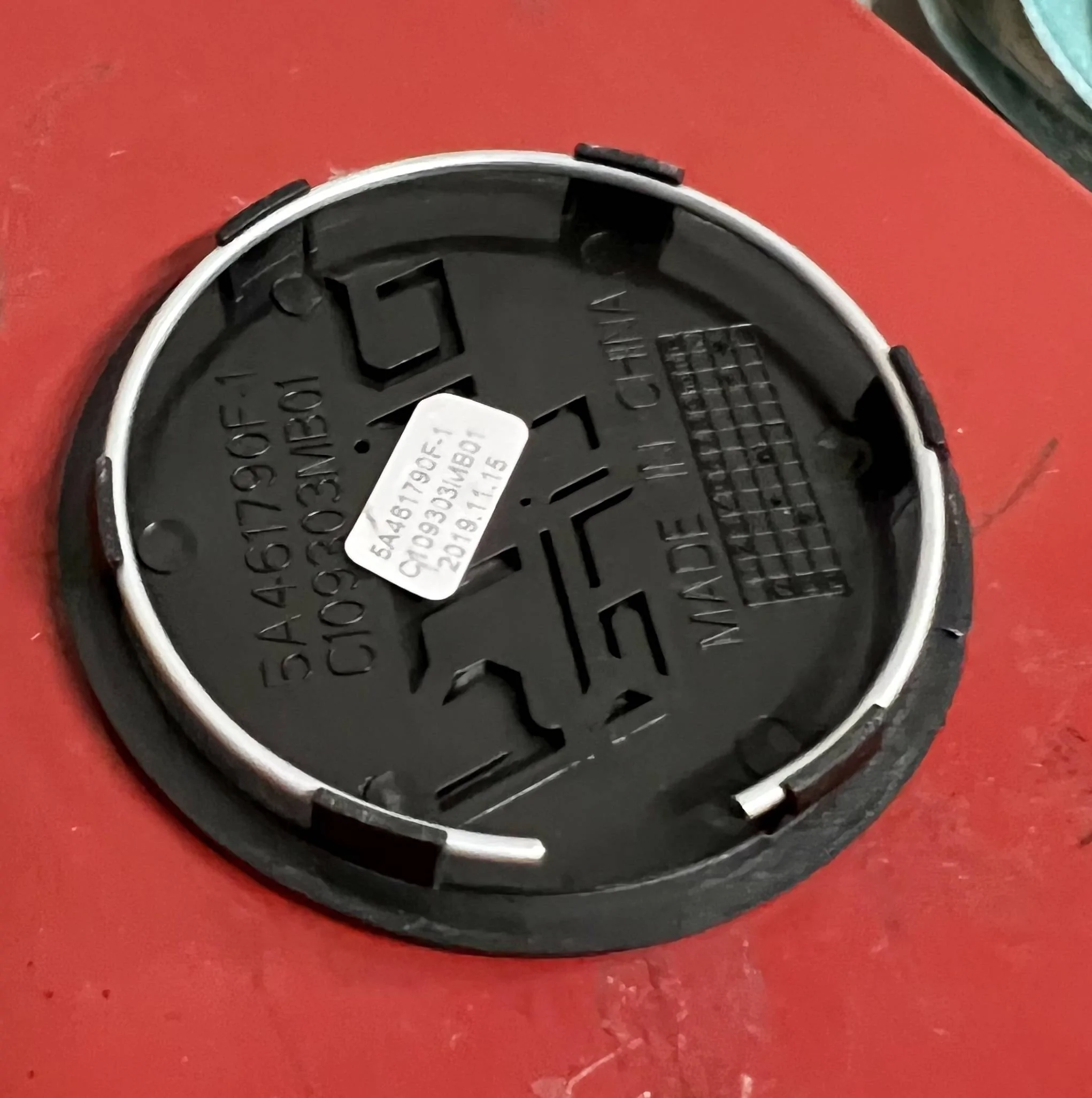 Jeep Wrangler JL Tacky Logos on Accessories 7DD84FA7-EE2E-491A-ADA9-ACD6F8286DCB