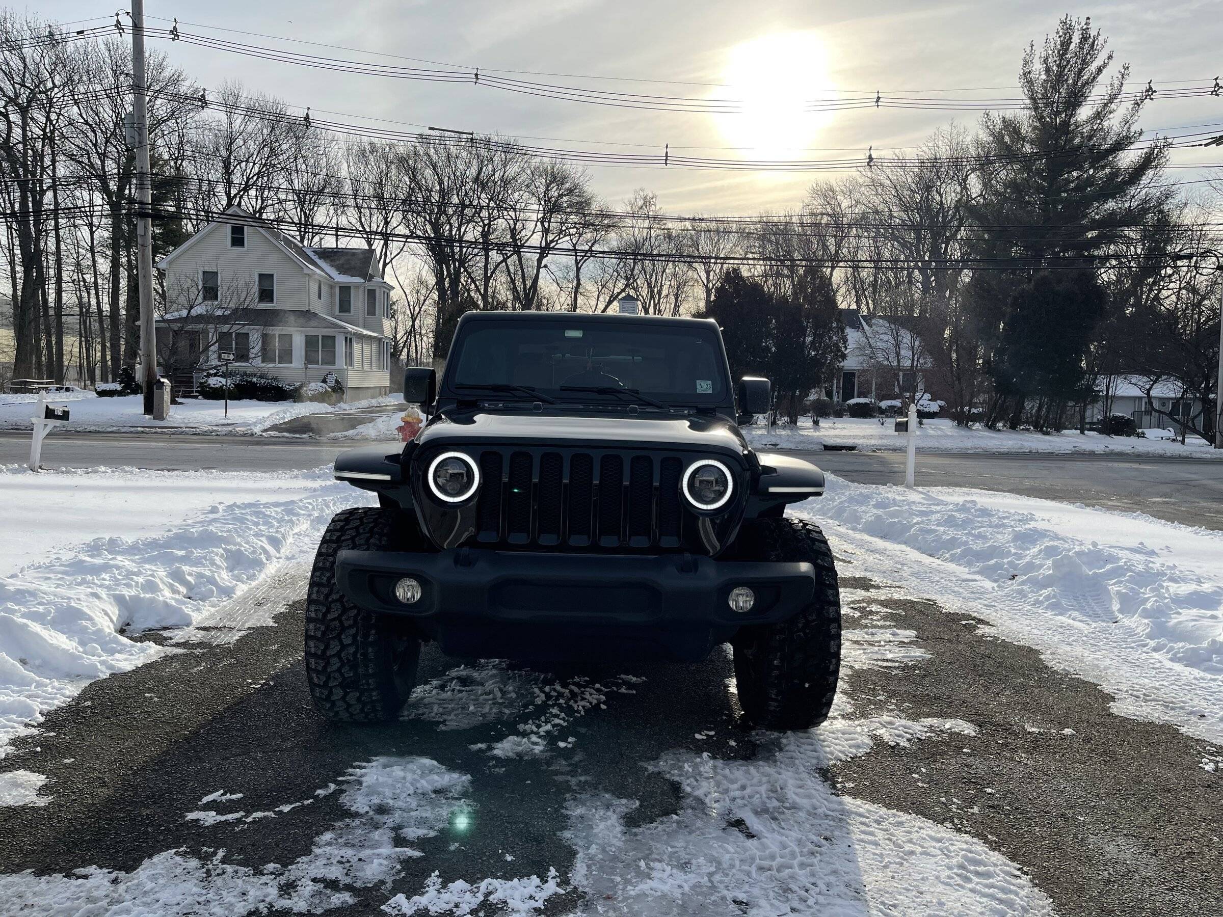 Jeep Wrangler JL Rugged Ridge MaxTerrain vs Bushwacker Hyperform 37F70EFD-79A9-4BCC-B398-C14A12BD7464