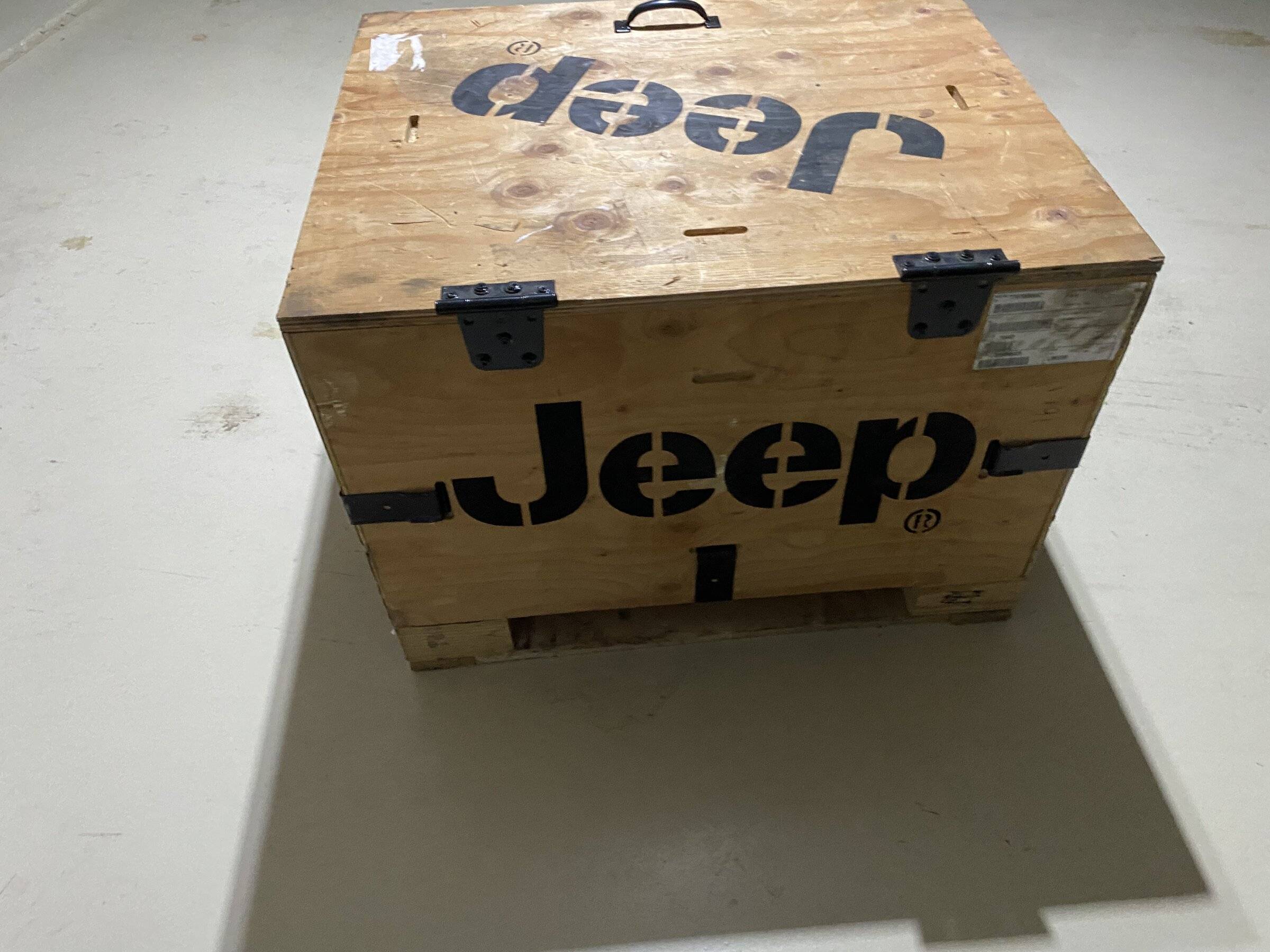Jeep Wrangler JL Gone - Mopar Lift Crate Converted into Storage 749CBA92-E4B6-4FA5-B9A8-C4304B24CB90