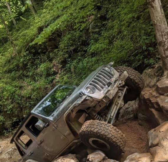 Jeep Wrangler JL Junkyard Axle swap 114D1D13-9794-4FBF-A0DF-94B3EF03DBFD