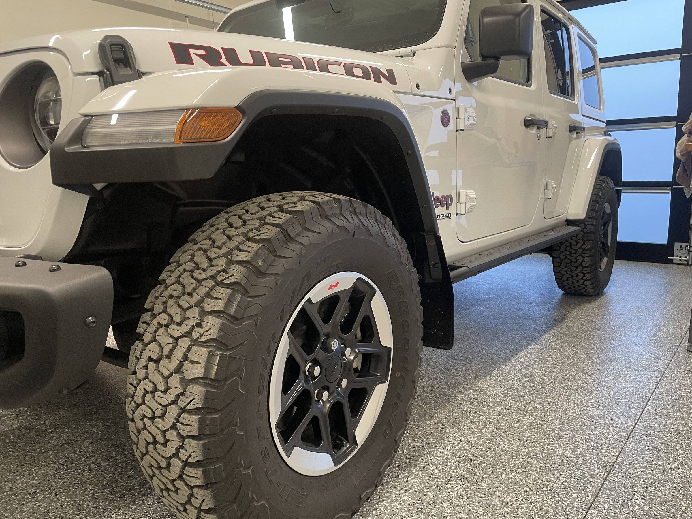 Jeep Wrangler JL Quadratec Brute Strength Side Steps Review 05646833-2B9D-420B-8AE1-D796A9900A19