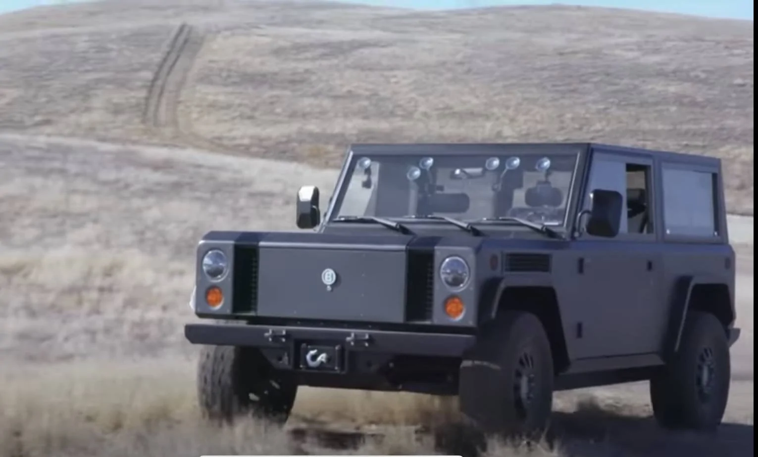 Jeep Wrangler JL EV: 2022 Bollinger 7C163E55-41D9-49AF-81FC-6323C26E5FC6