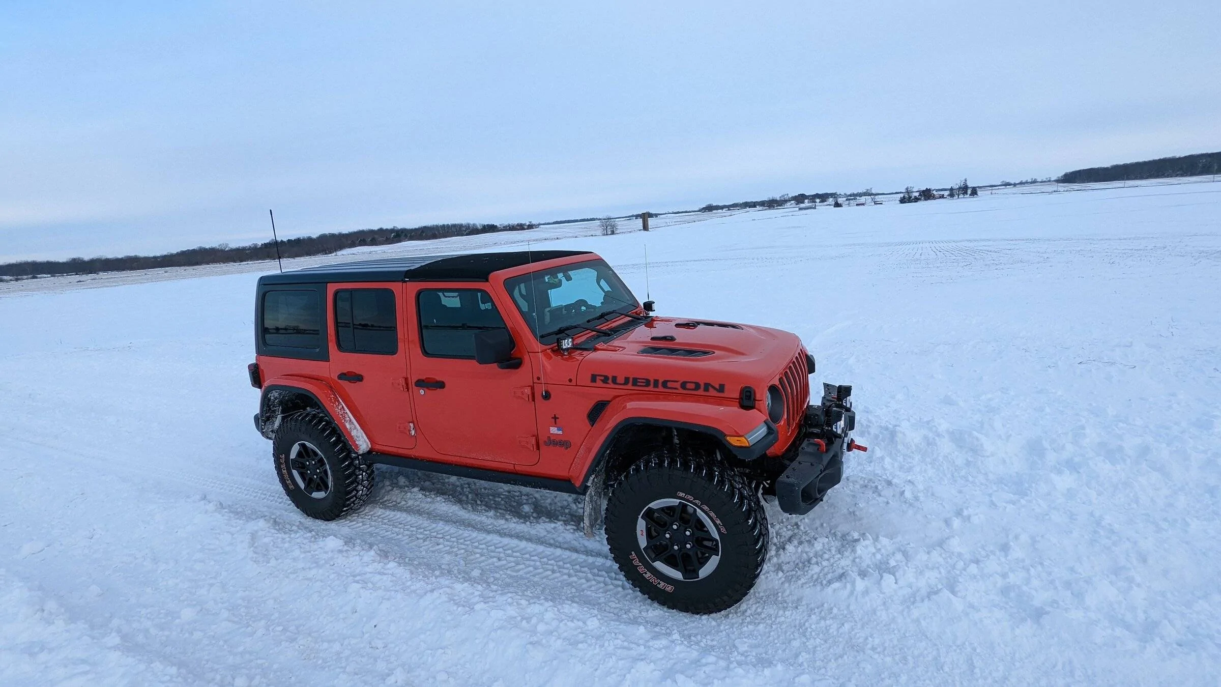 Jeep Wrangler JL Jeeps in Snow PXL_20220204_134608634