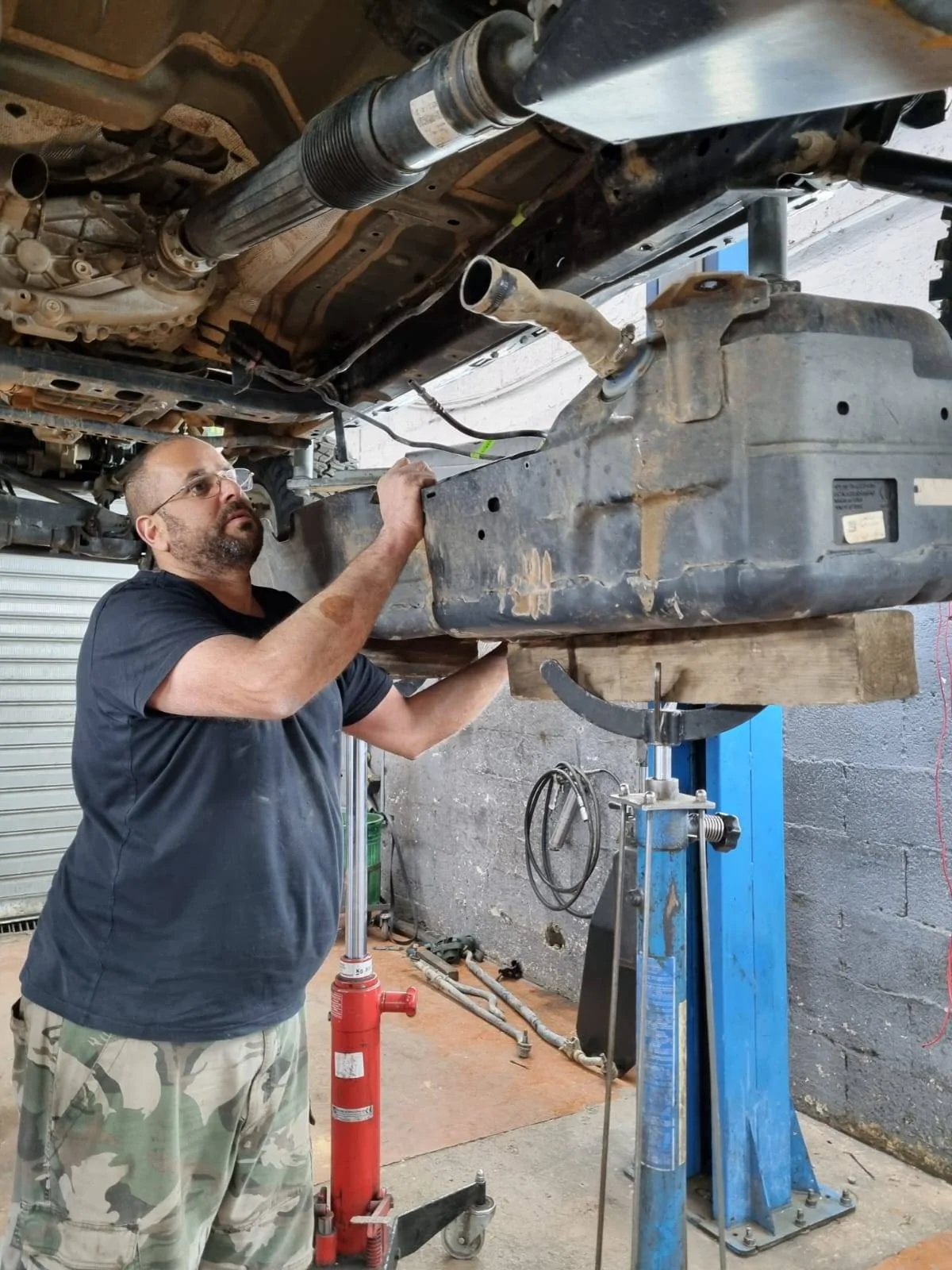 Jeep Wrangler JL Rear Fuel Tank installed 2