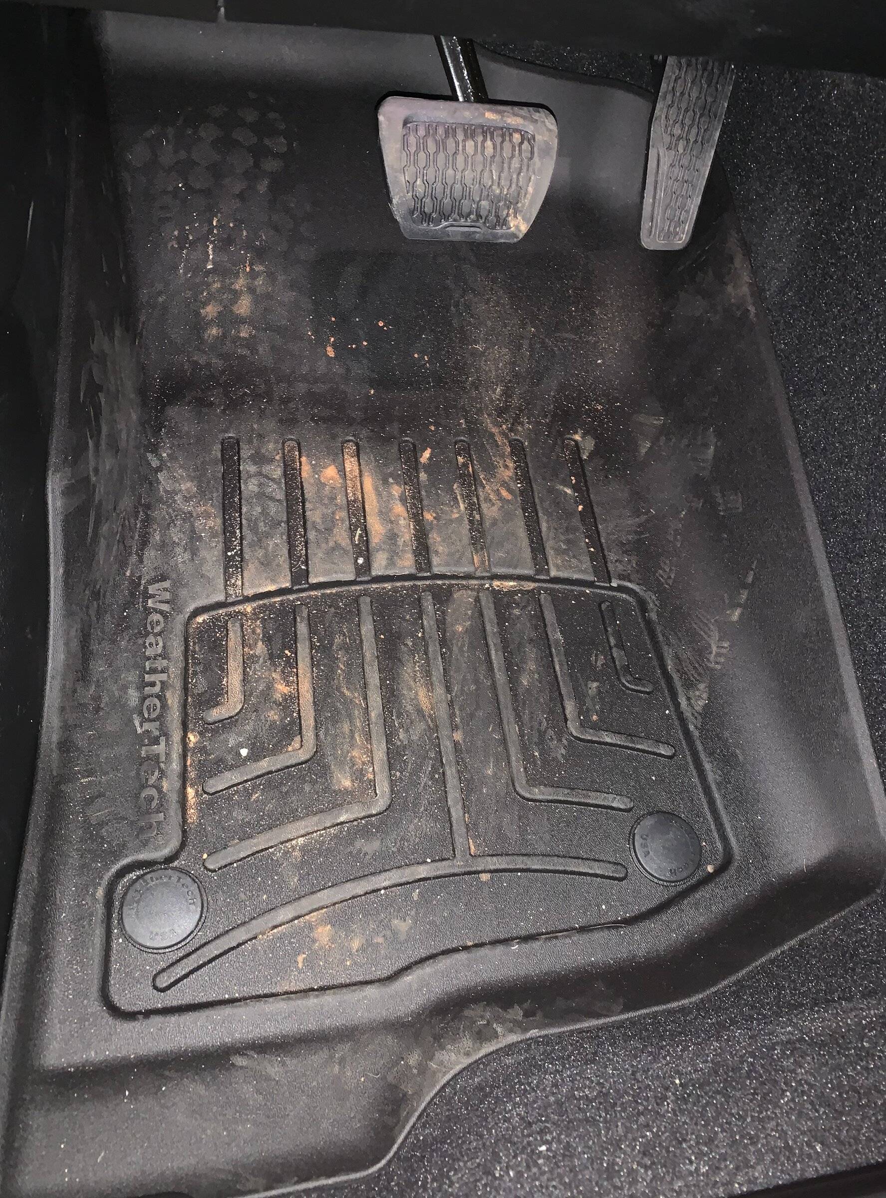 Jeep Wrangler JL Weathertech HP Mat Depth C06AFC03-A5FC-4280-8021-4D5164754EA6