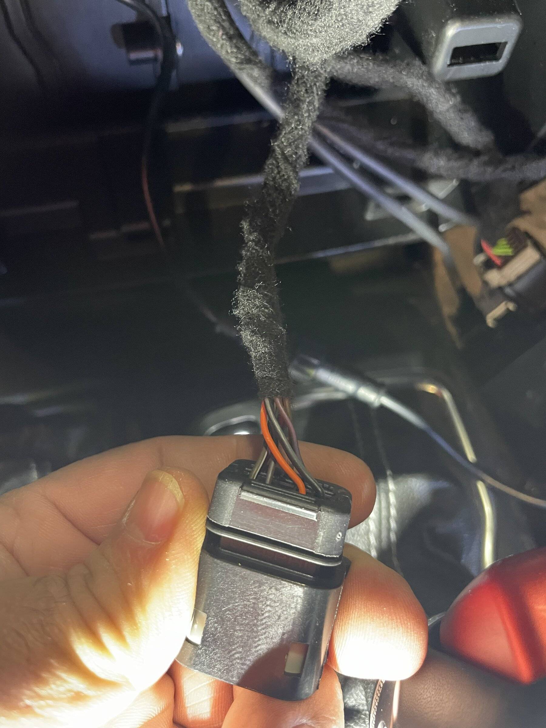 Jeep Wrangler JL What is this plug??? 9A220CD0-681B-445C-87E5-5DC15FDDF6F4