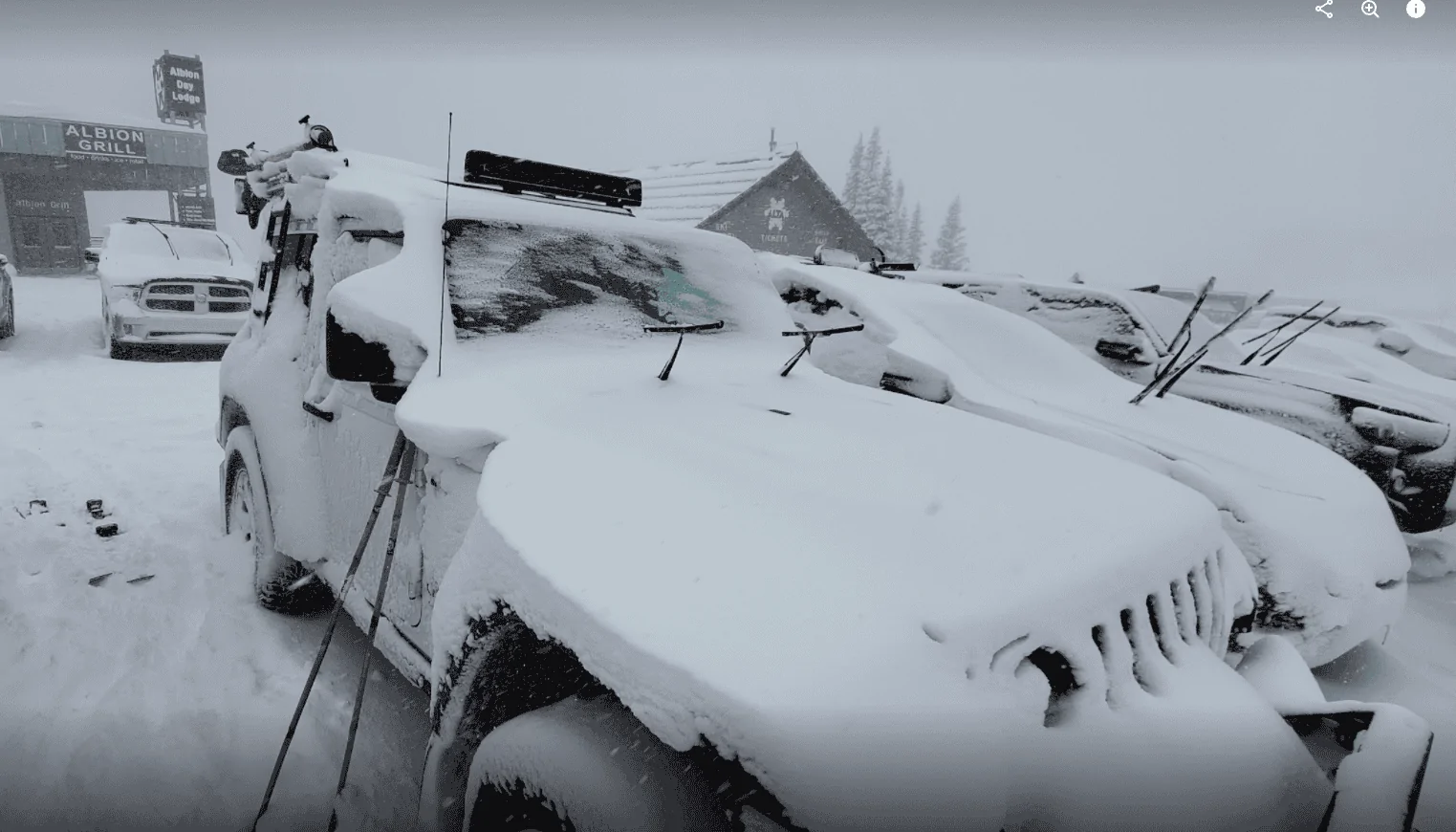 Jeep Wrangler JL Jeeps in Snow 1644264757308