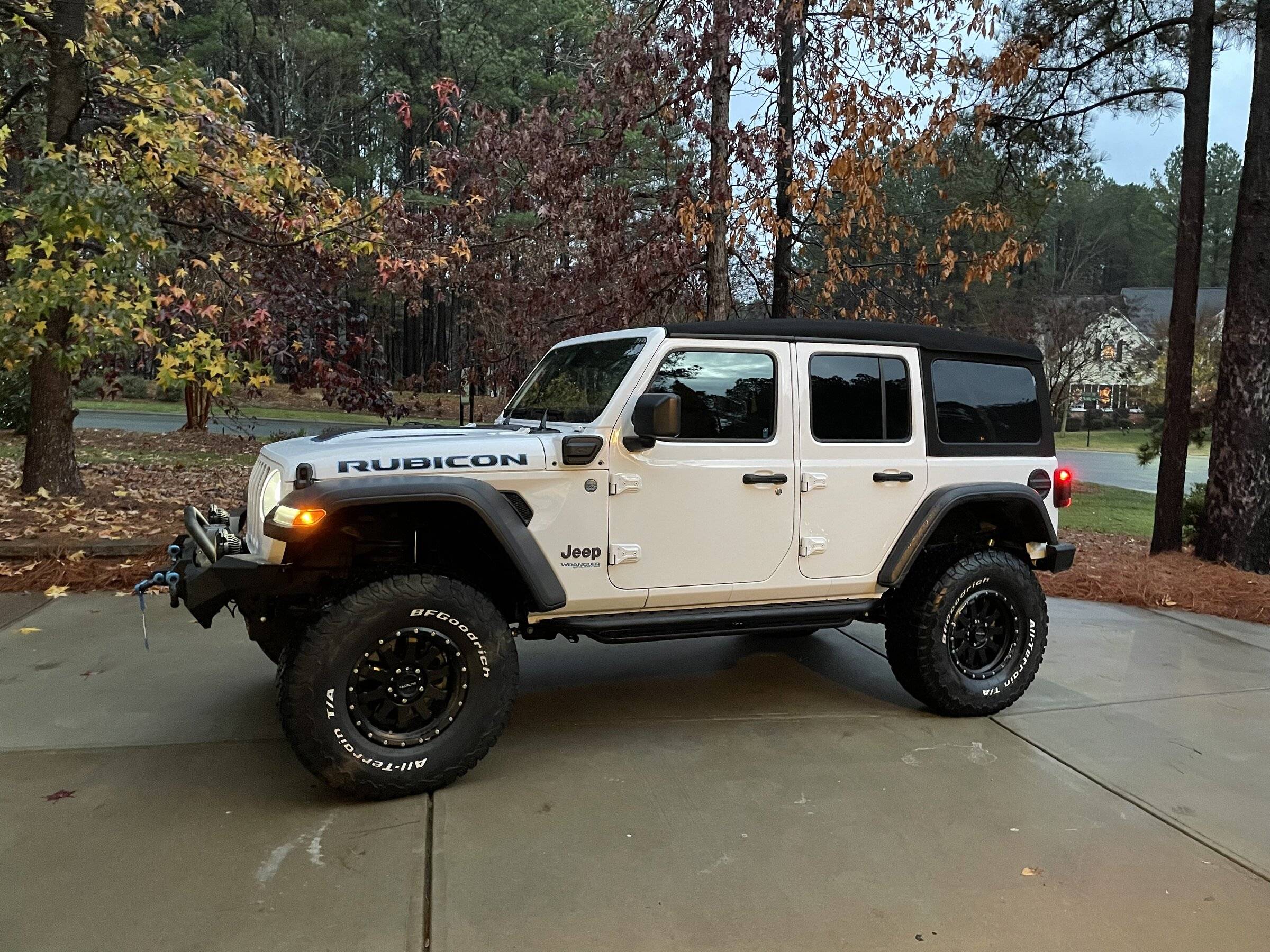 Jeep Wrangler JL Help, my Jeep shrunk ? 4F695BF4-7123-4834-BAB4-219E1ADBA848