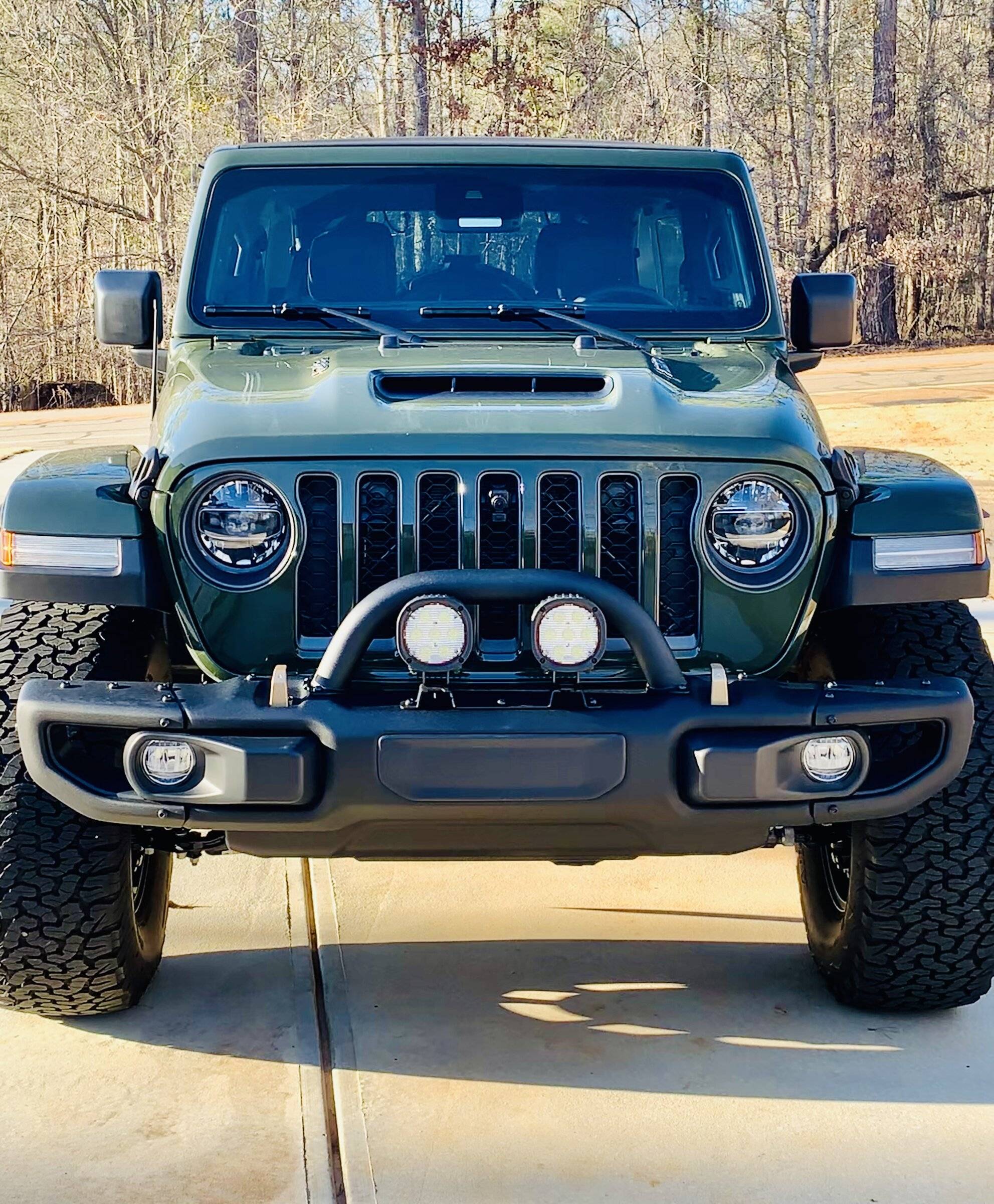 Jeep Wrangler JL Bull Bar 276739E9-9B6B-46C0-81ED-9C27947FCBAF
