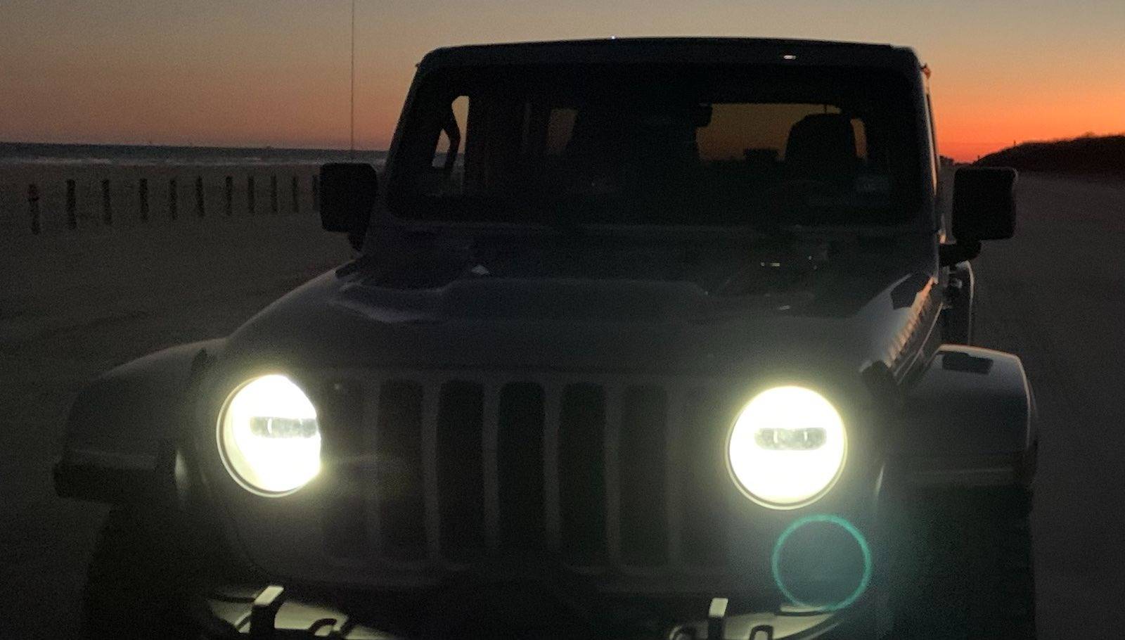 Jeep Wrangler JL Disabling lights while running signal-2022-02-08-205119_001