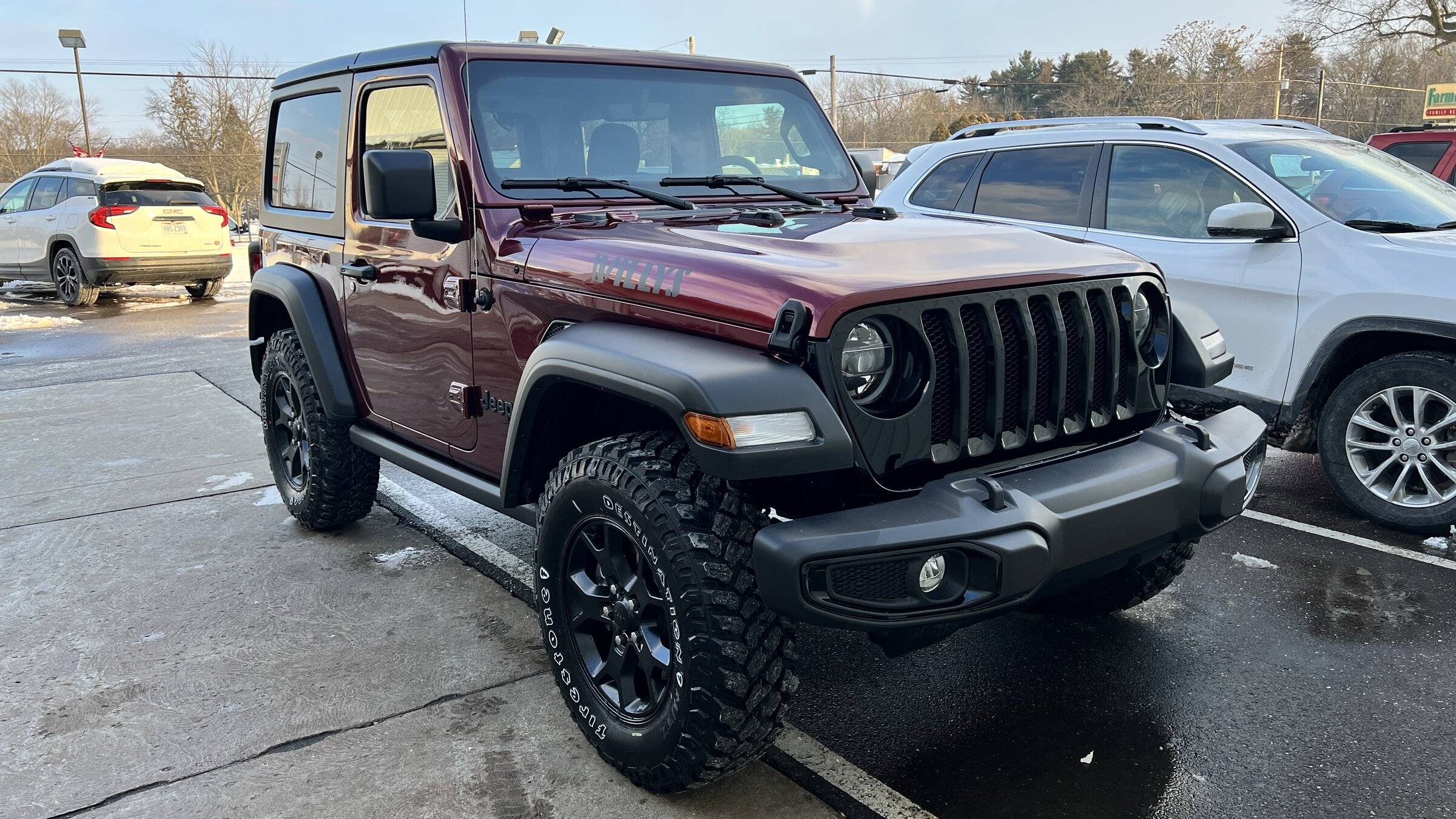 Jeep Wrangler JL Anyone install a plug and play remote start kit? IMG_1532