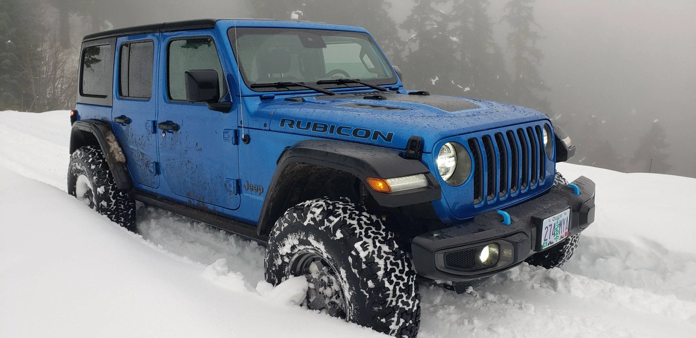 Jeep Wrangler JL Jeeps in Snow 20211219_143824