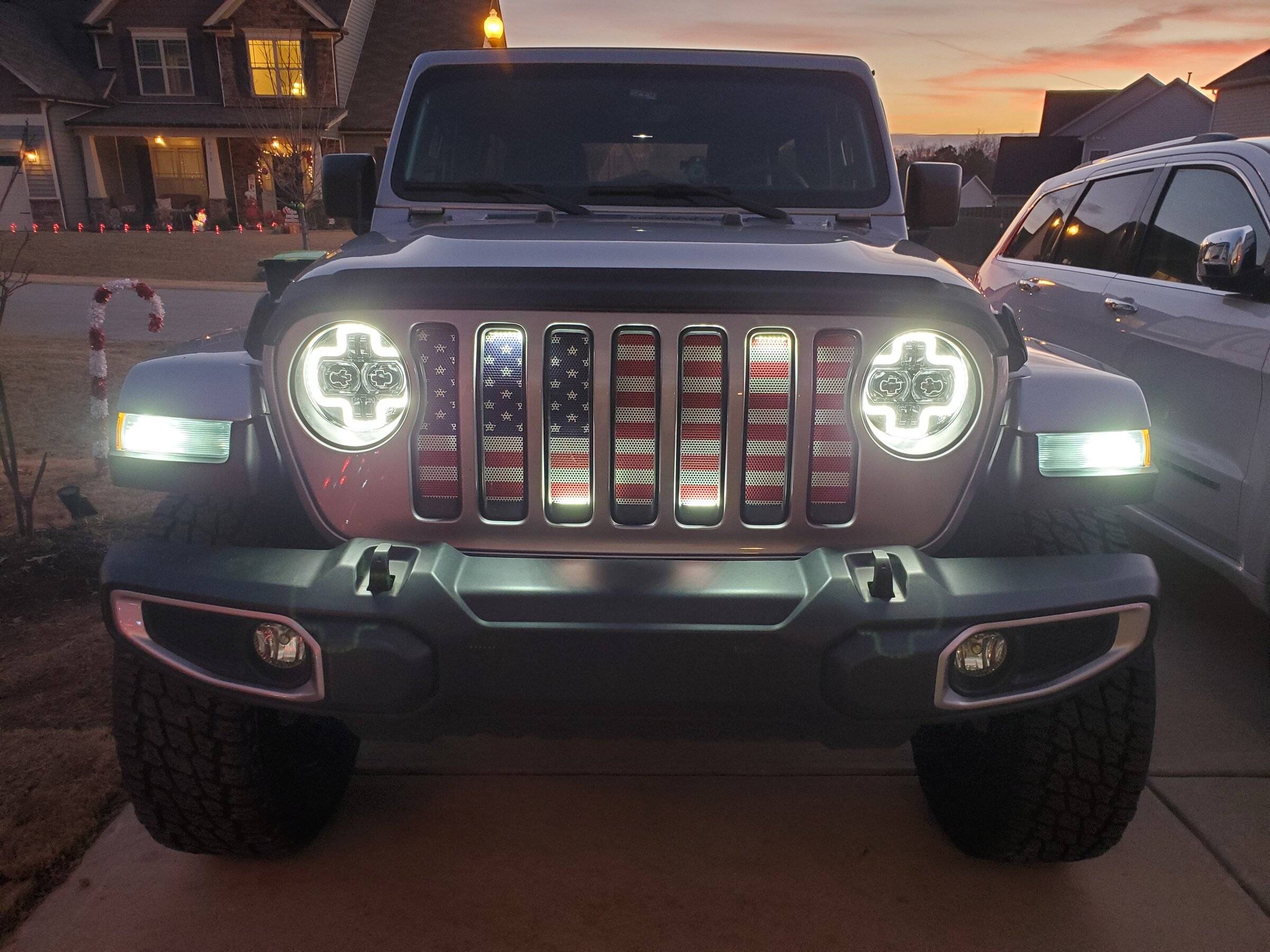 Jeep Wrangler JL Show your grille JL-13 New Lights