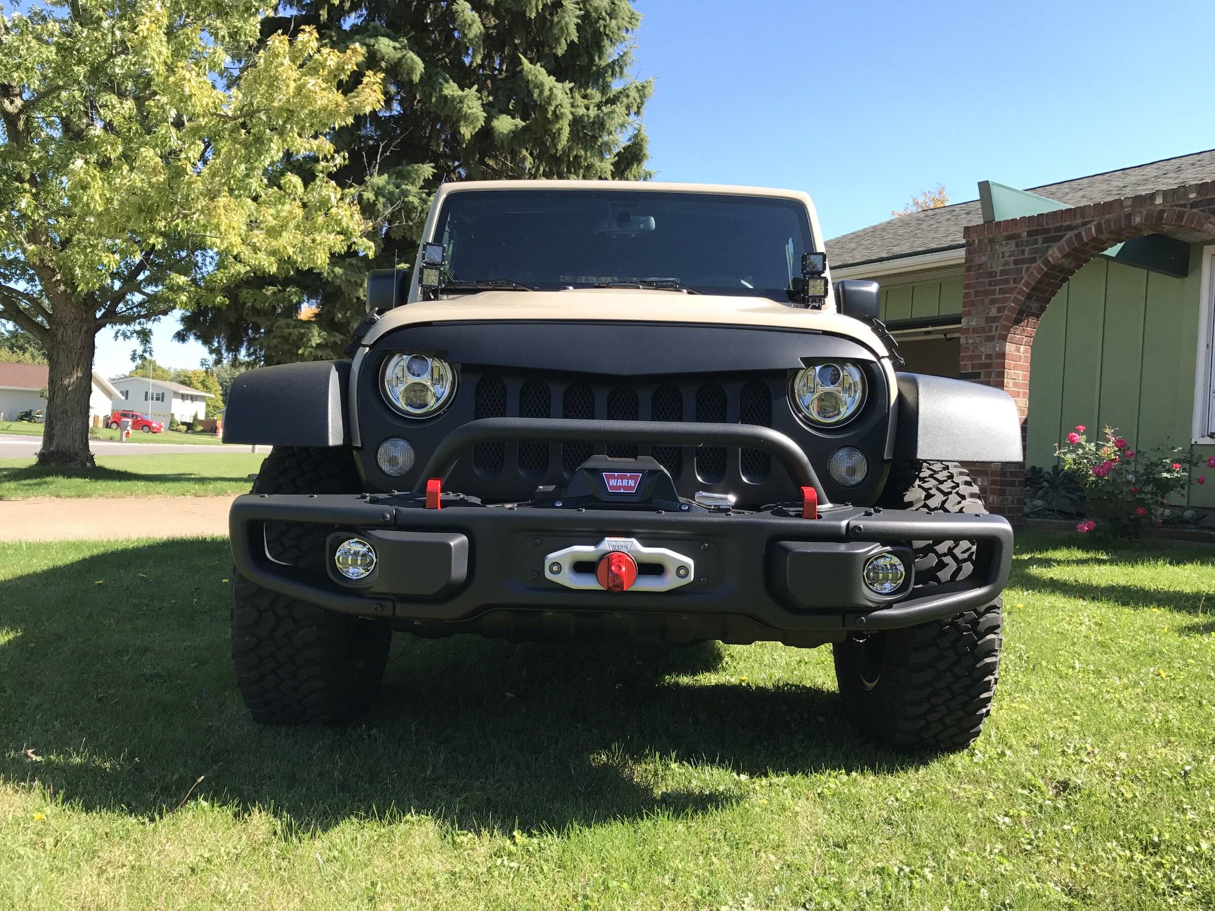 Jeep Wrangler JL Show your grille D5A40D90-72A6-4F37-94A4-A65BFFF12327