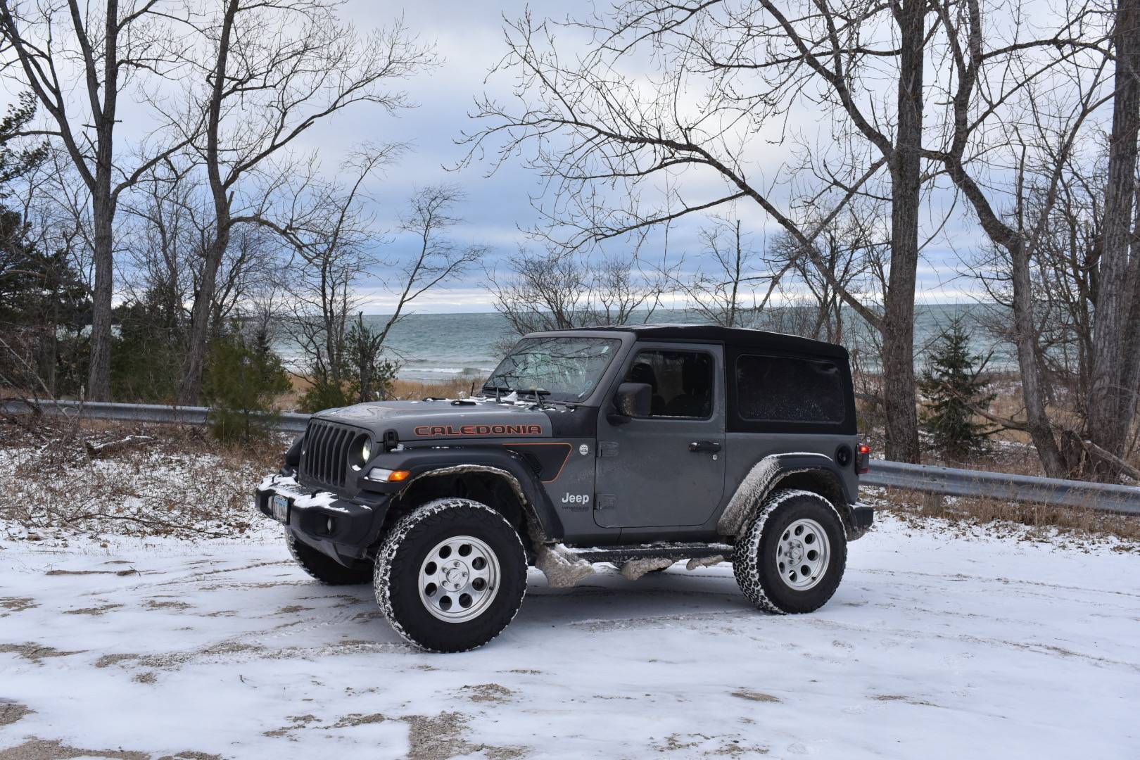 Jeep Wrangler JL Converting back and forth between a soft top and hard top F7EC39DA-3866-4A0F-8570-472EAA37C75F