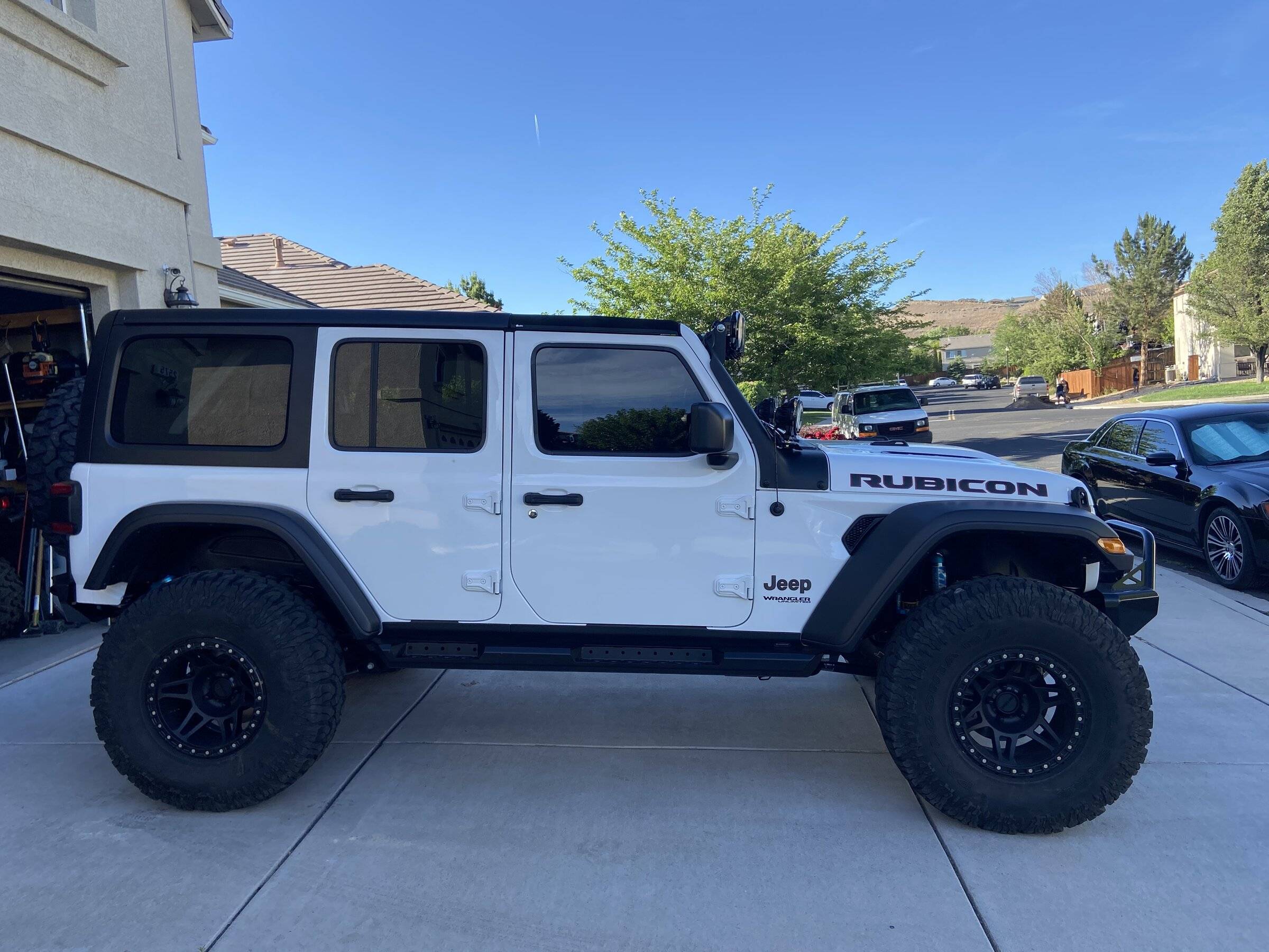 Jeep Wrangler JL LOD destroyer sliders issue A934715C-0D8D-4875-BA16-31F3B5DDB9C5