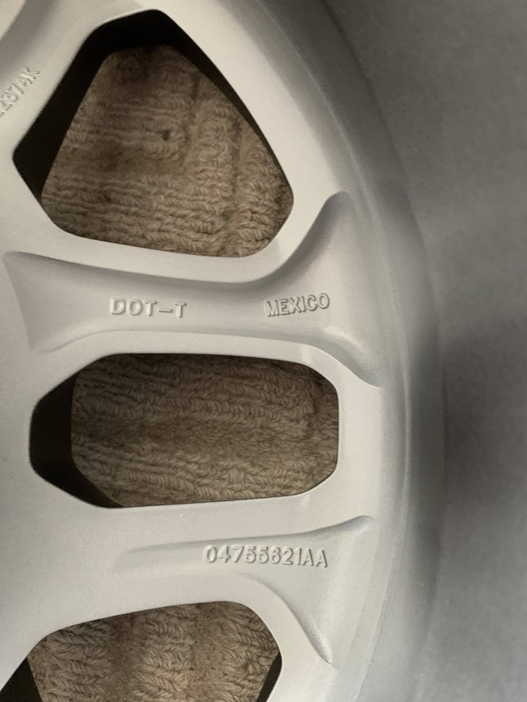 Jeep Wrangler JL Got 392 Wheel Questions? F521F104-A3FF-499F-B6B3-33F4AB6E8C6A