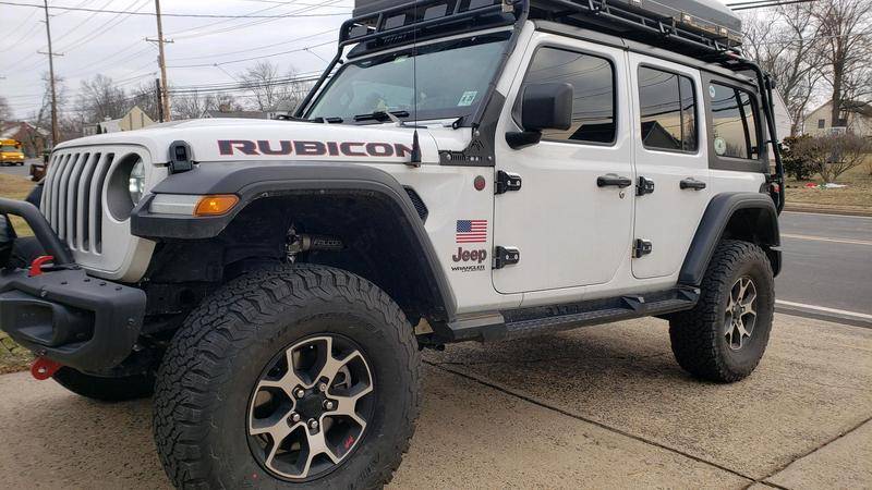 Jeep Wrangler JL White or sting-gray? sOWNqRM