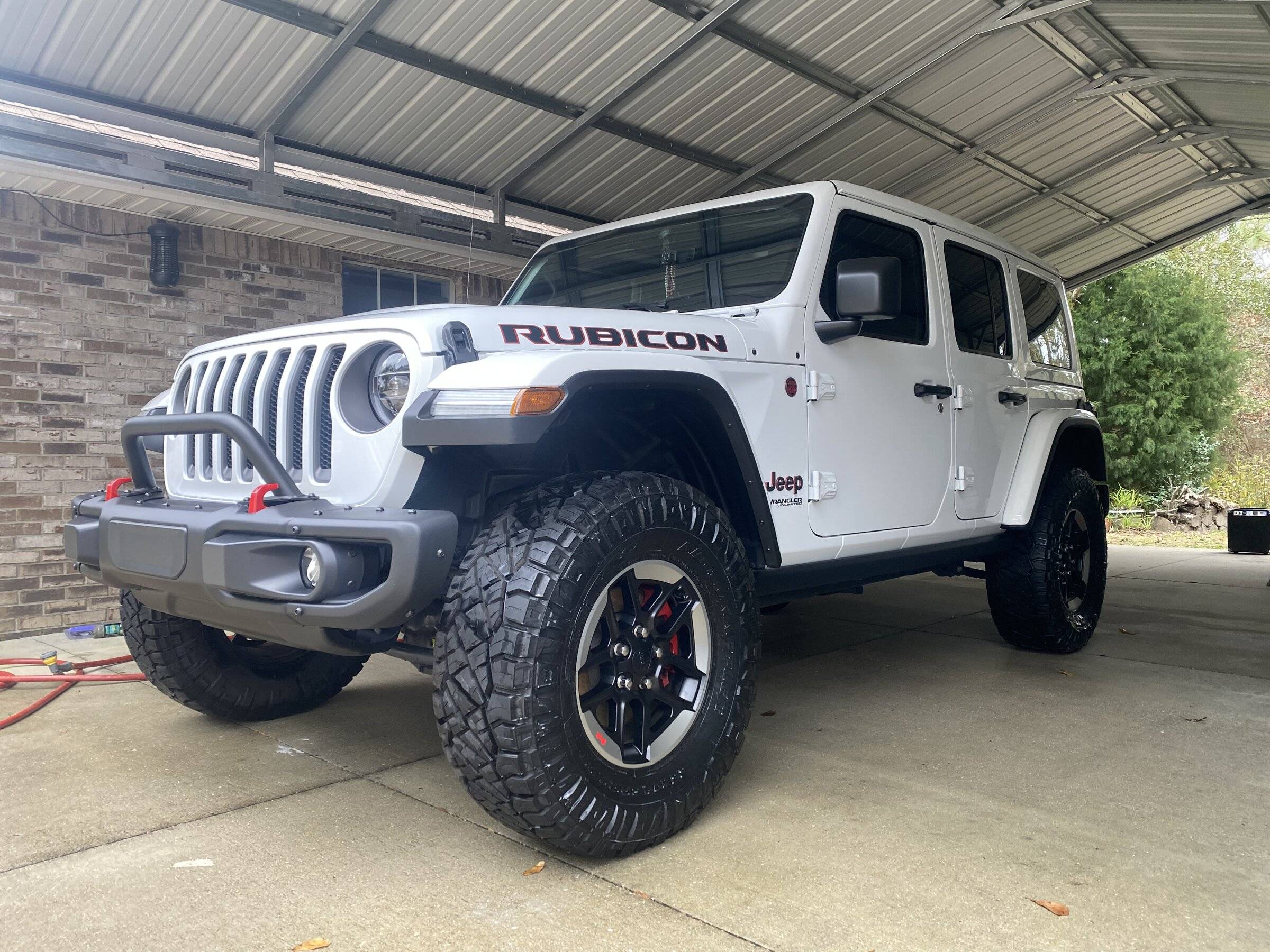 Jeep Wrangler JL White or sting-gray? DF3C1DA3-388D-4CD8-BBC2-B06F41273EAA