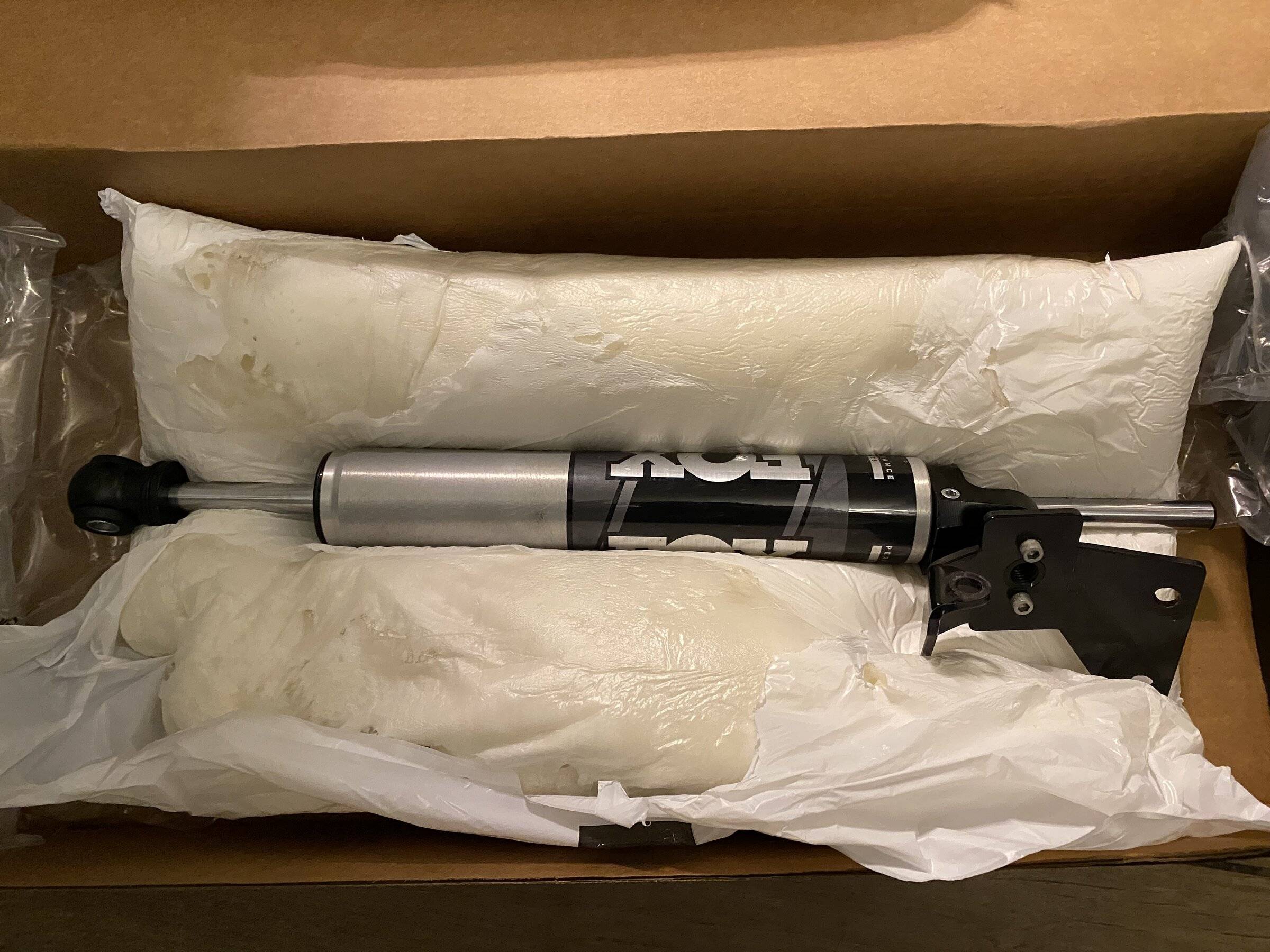 Jeep Wrangler JL FOX 2.0 PERFORMANCE SERIES THROUGH SHAFT STABILIZER 4A63B8E1-21D4-4D4D-B755-7139C666CB53