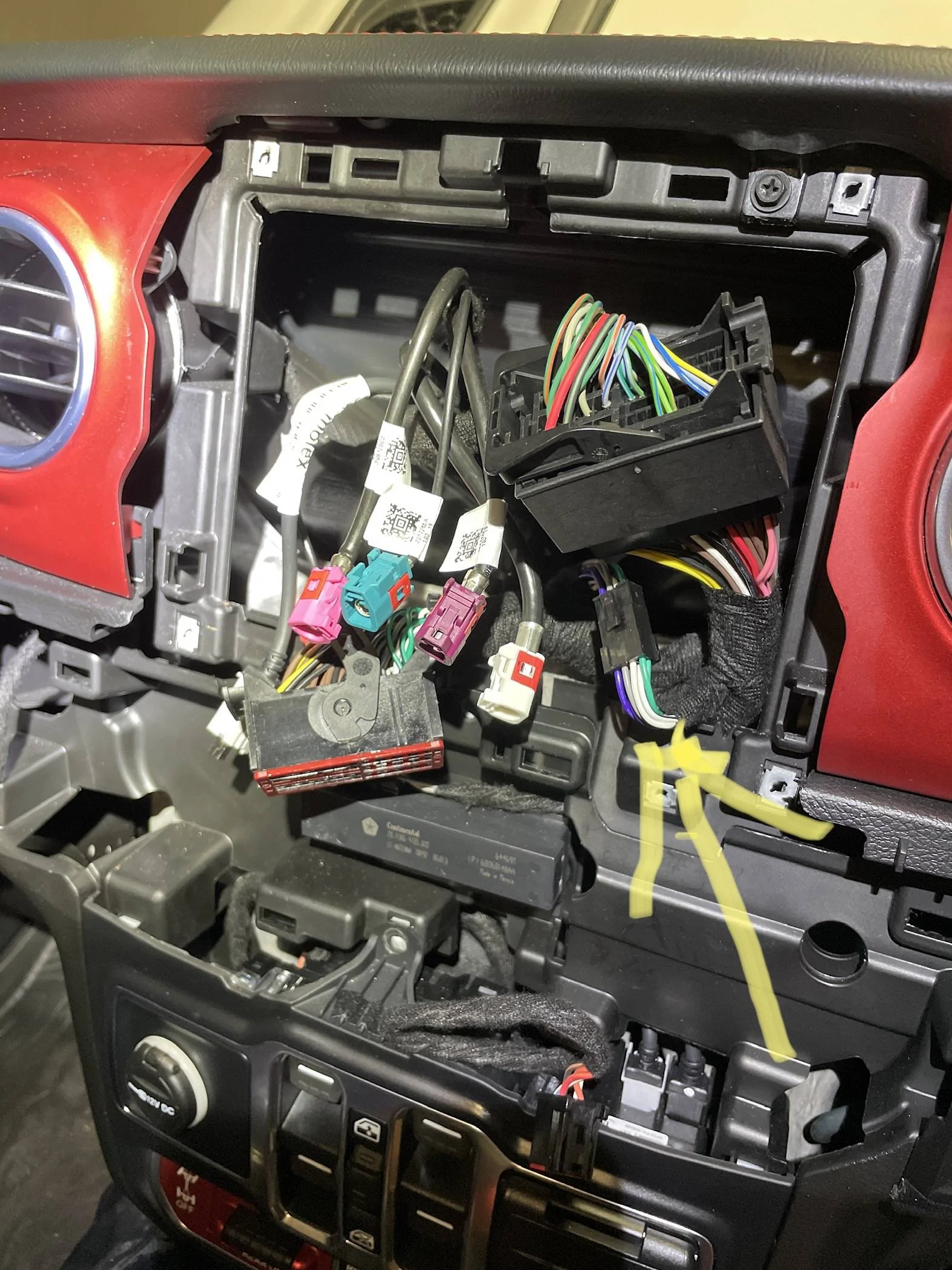 Jeep Wrangler JL Adding an Aftermarket Amp(s) F17BEEA8-218A-4A1B-8249-1C2BED78513F