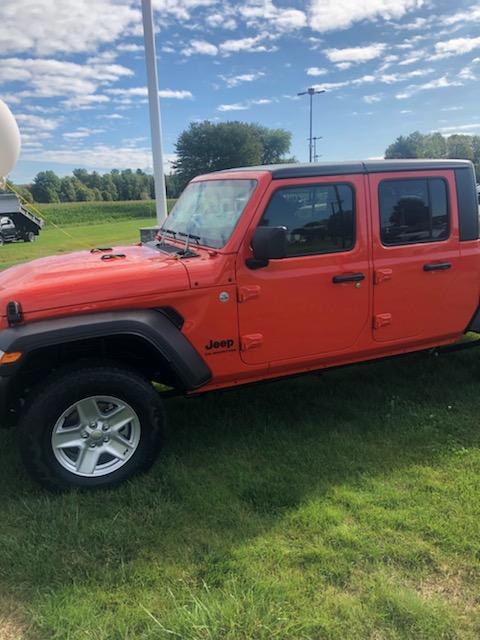 Jeep Wrangler JL Gladiator wheels and tires Max Tow IMG951562