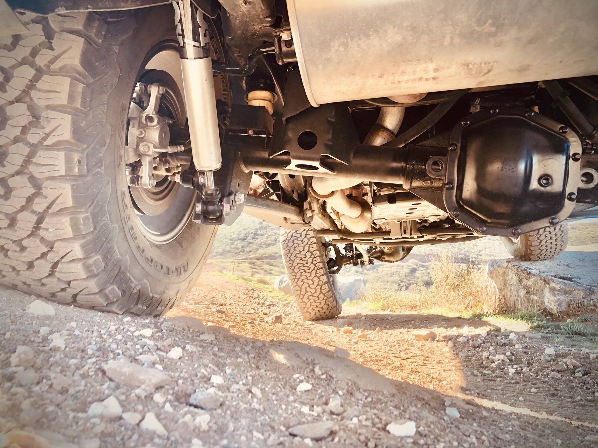 Jeep Wrangler JL Falcon 1.1 vs Fox 2.0 01863192-5C2D-4FB6-98FD-4141D22D29F3